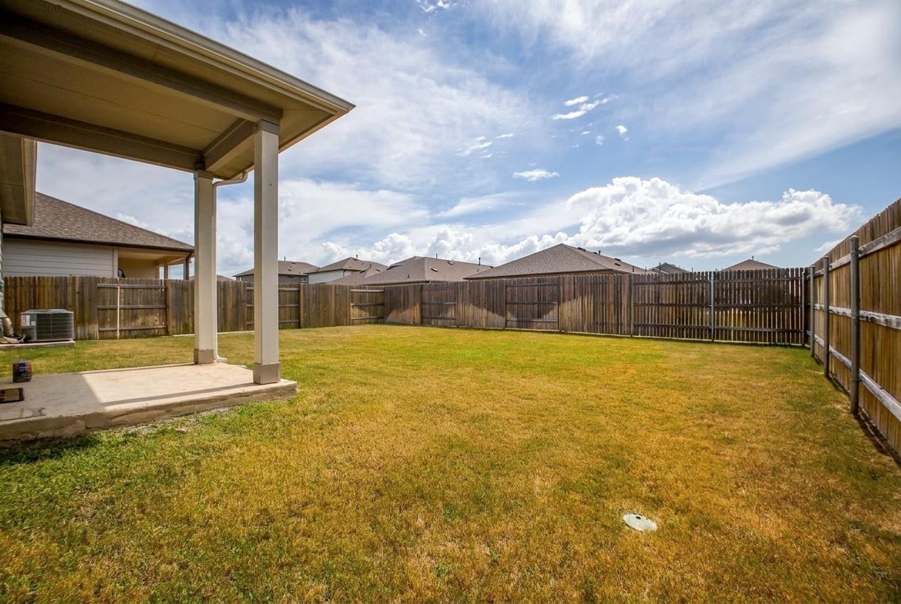 102 Rainmaker Cv Property Photo 34