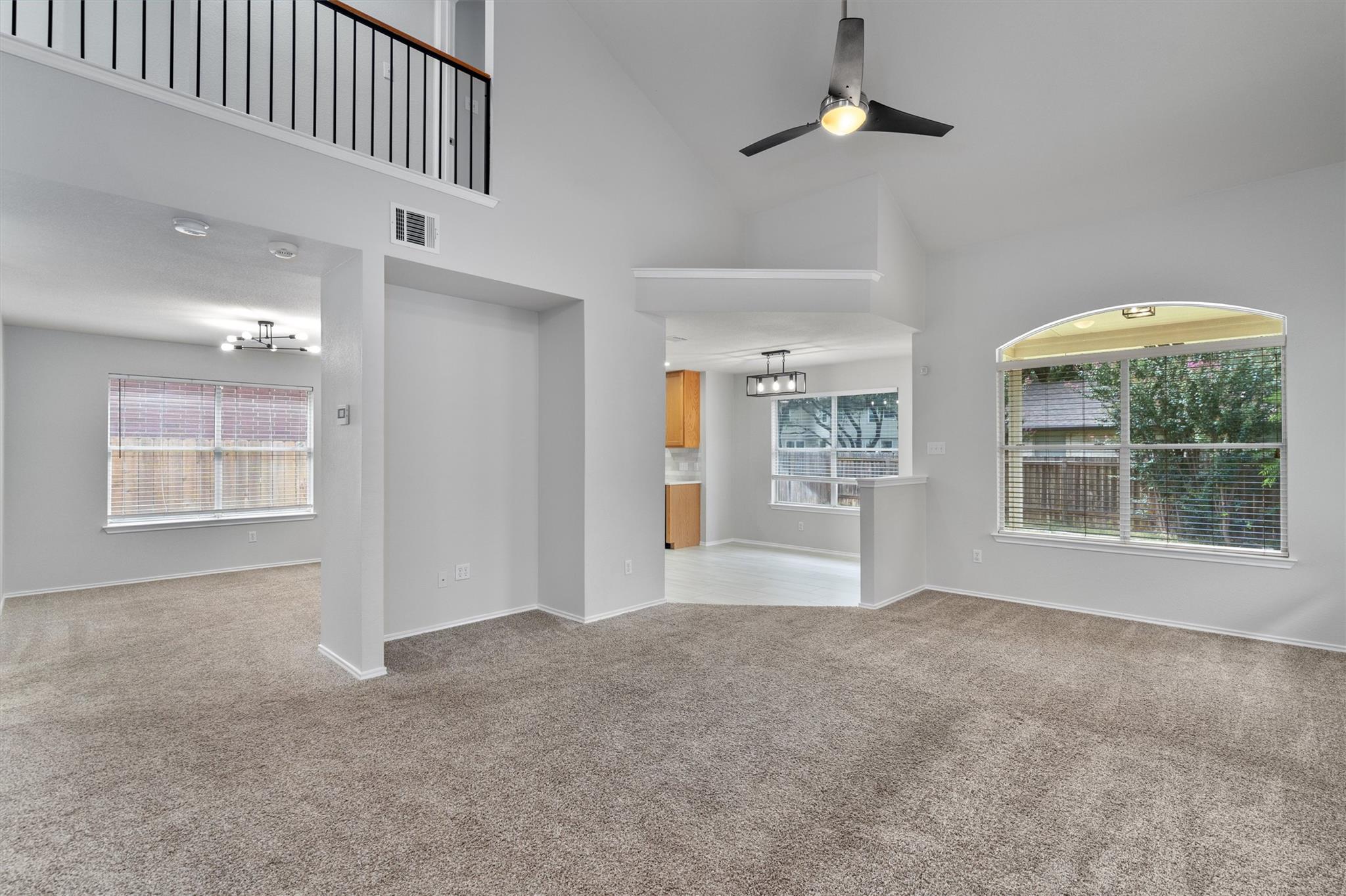 14524 Ballycastle Trl Property Photo 8