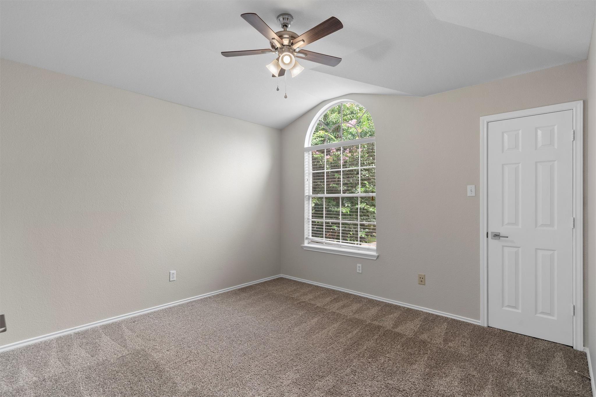 14524 Ballycastle Trl Property Photo 23
