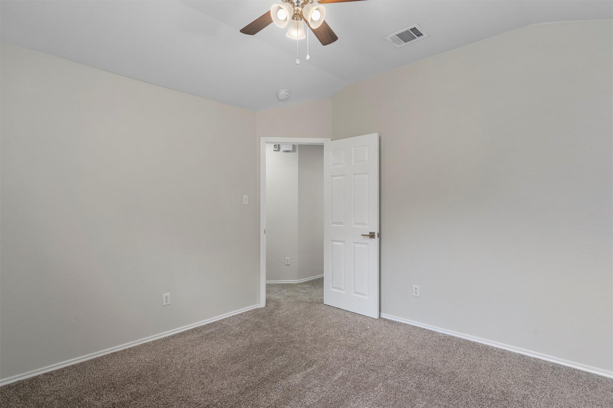14524 Ballycastle Trl Property Photo 24