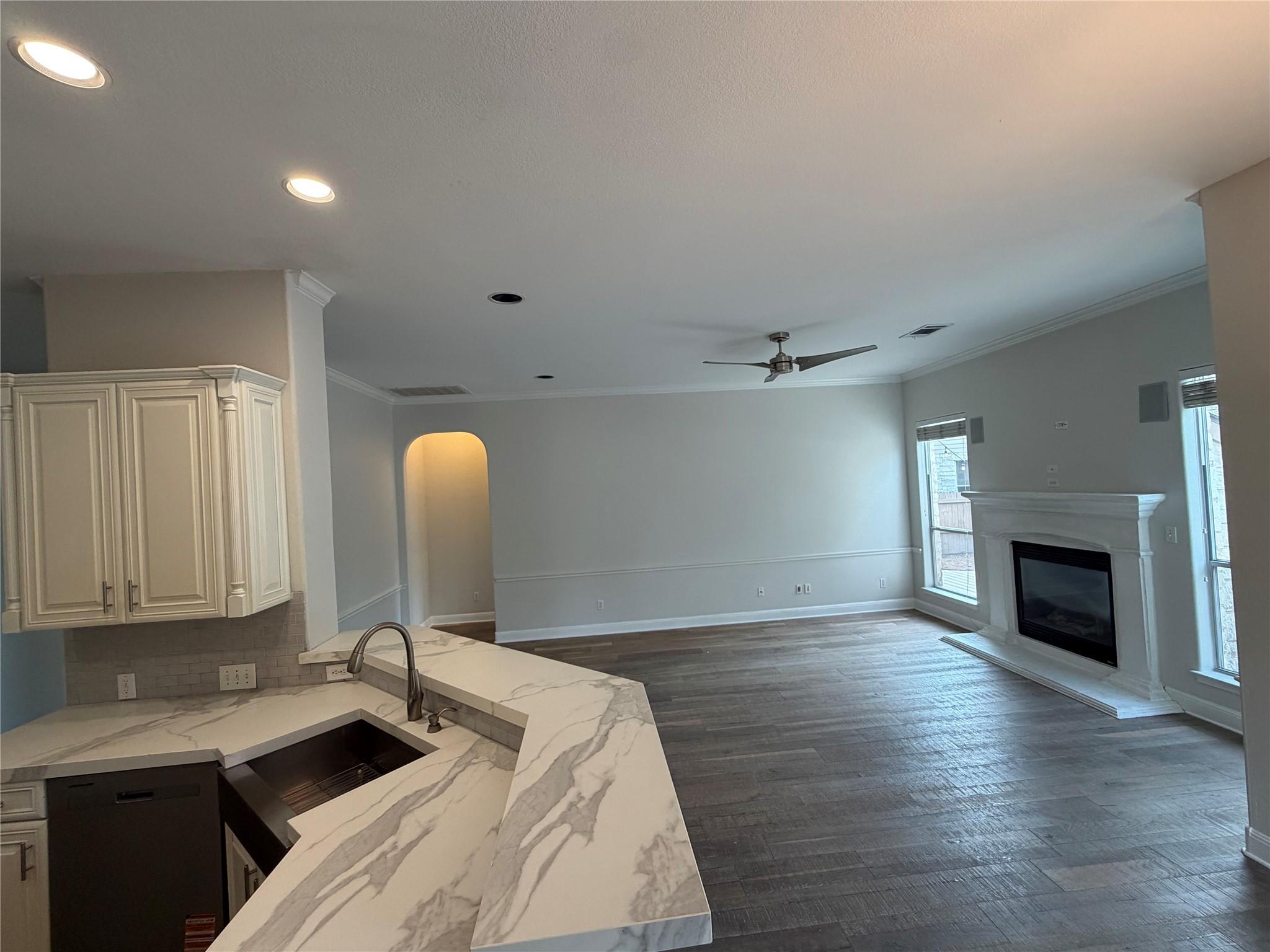 207 Arrowhead Trl Property Photo 8