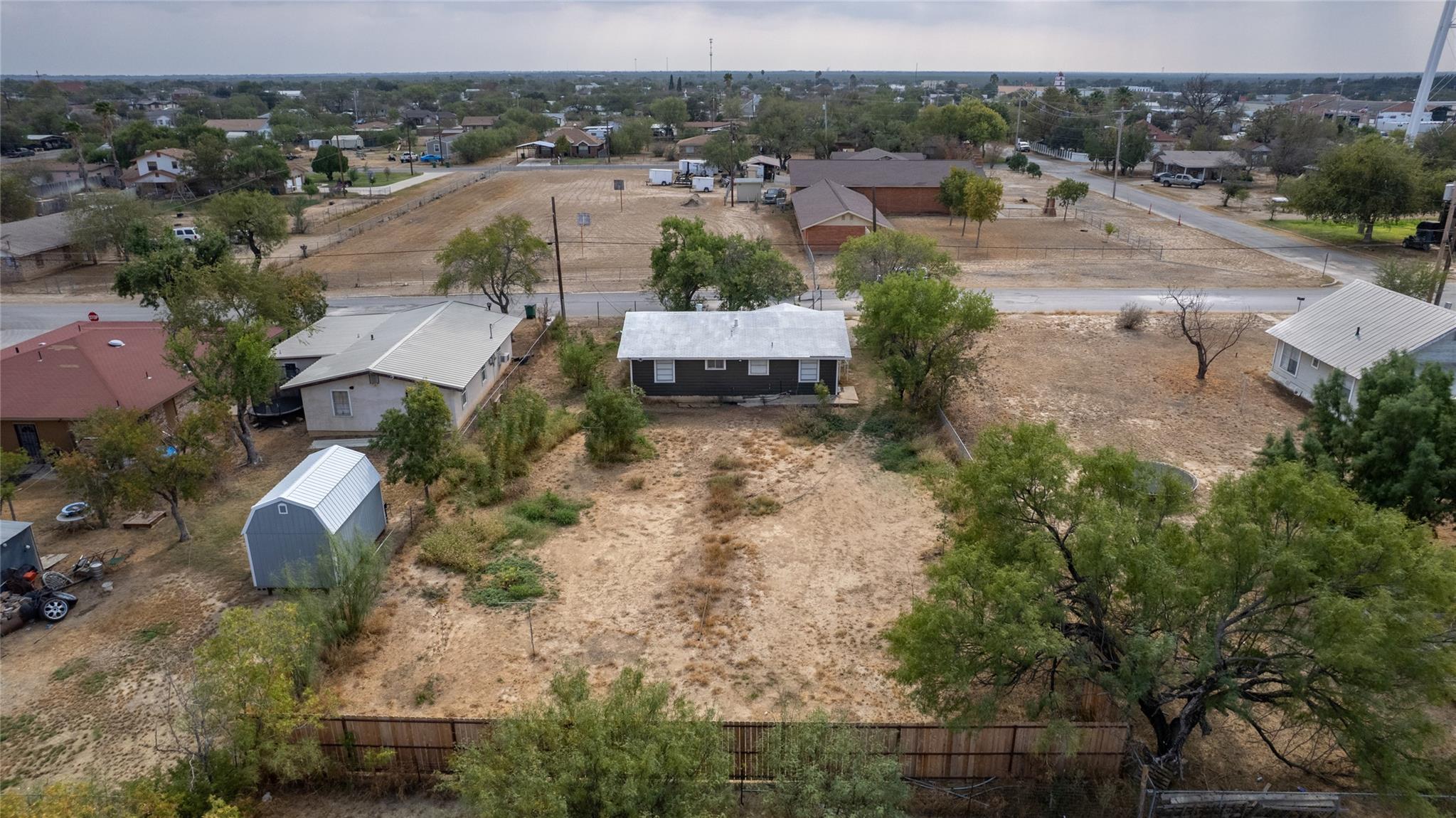 315 E Bexar St Property Photo 19