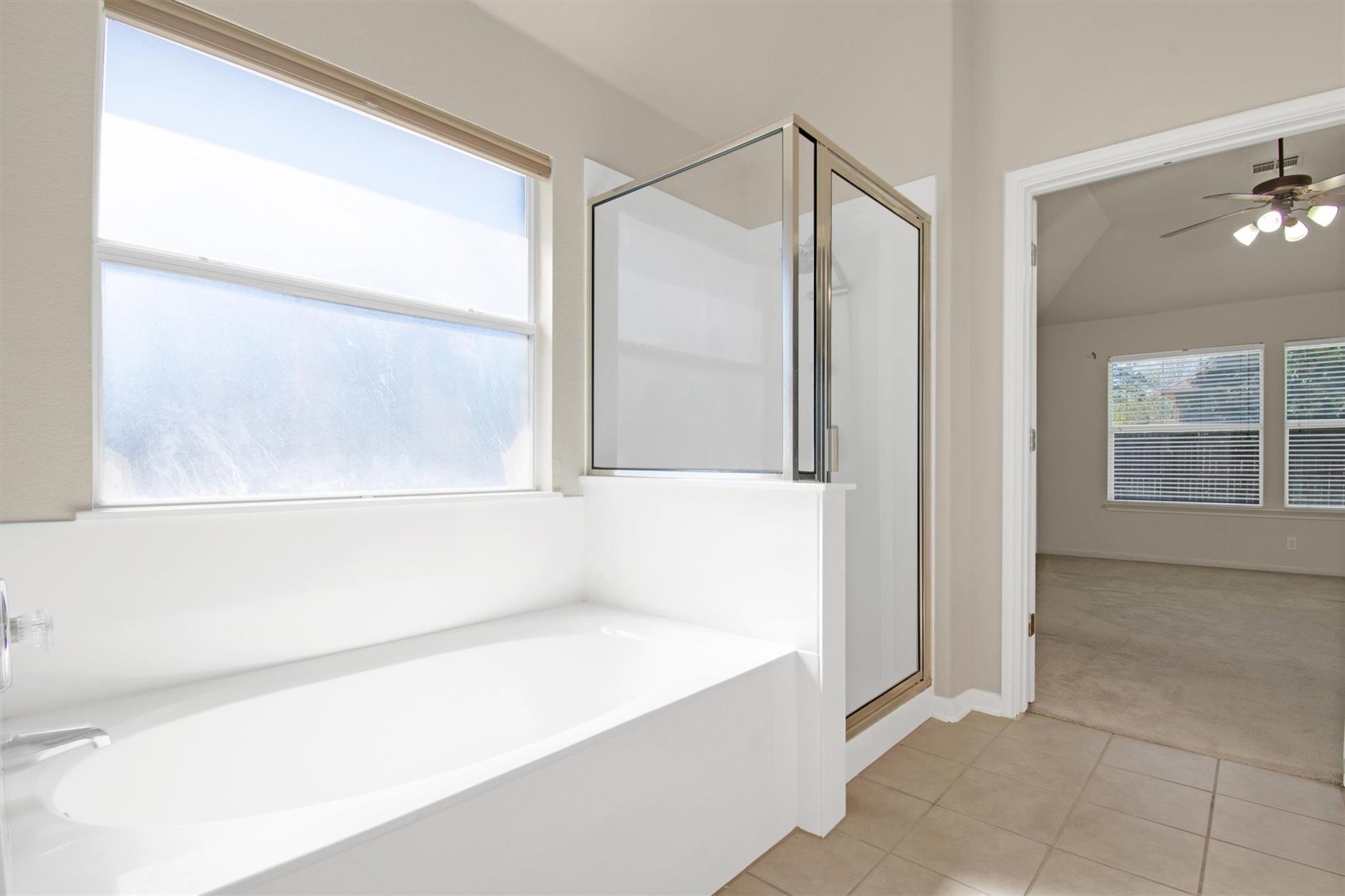 3300 Winding Shore Ln Property Photo 18