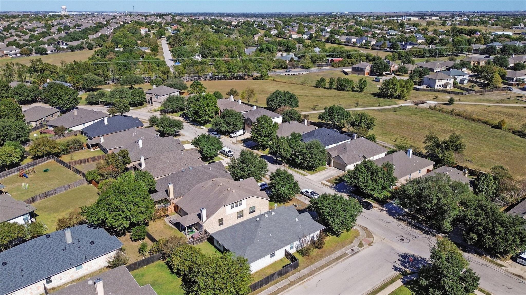 3300 Winding Shore Ln Property Photo 27