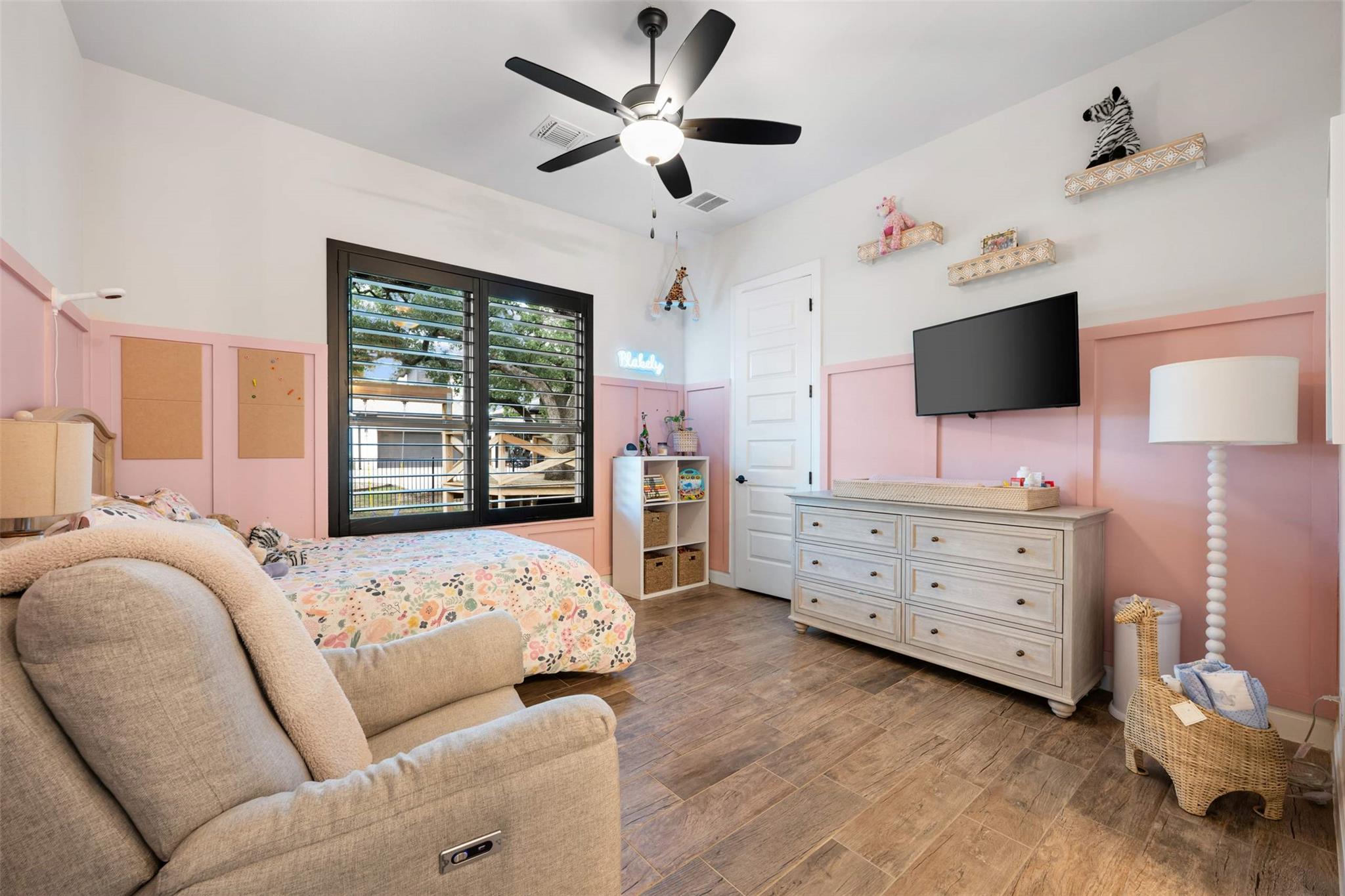 233 Trick Pony None Property Photo 13