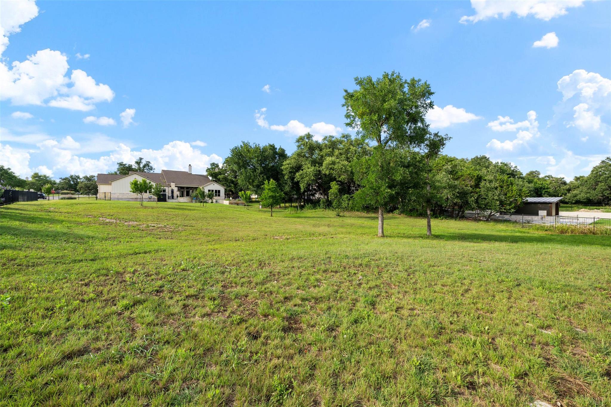 233 Trick Pony None Property Photo 26