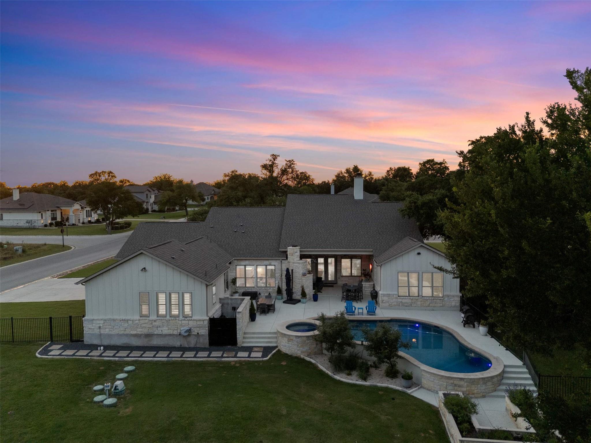 233 Trick Pony None Property Photo 30