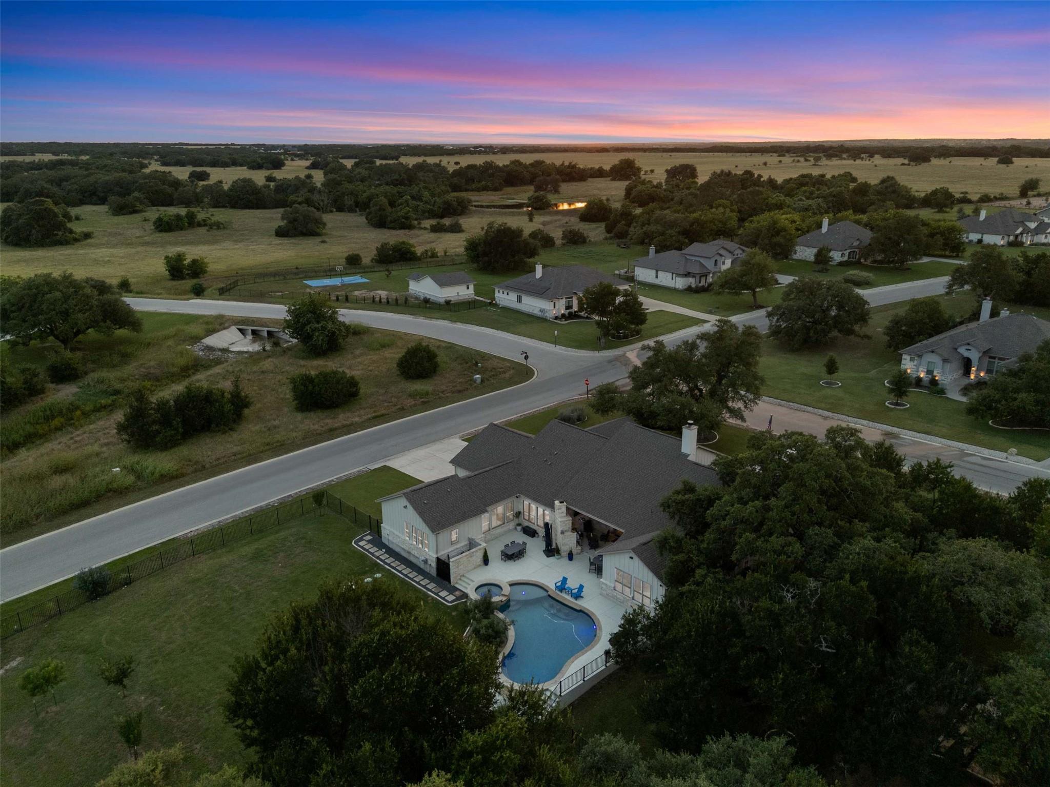 233 Trick Pony None Property Photo 31