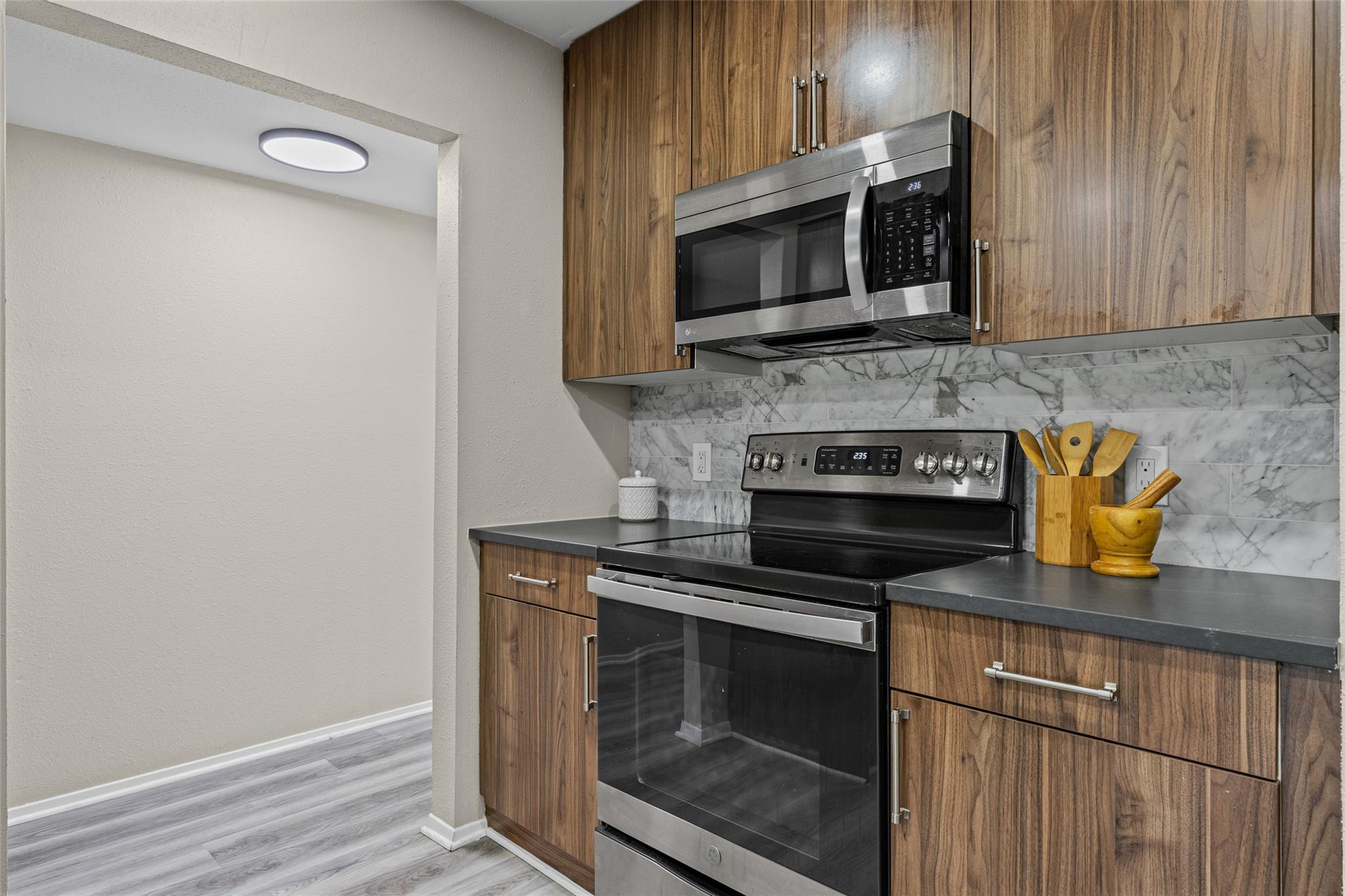 3809 Menchaca Rd #c Property Photo 8