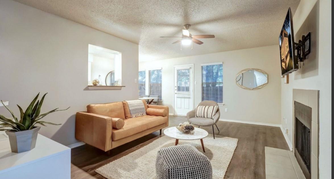 1338 Christopher Ave #1136b Property Photo 6