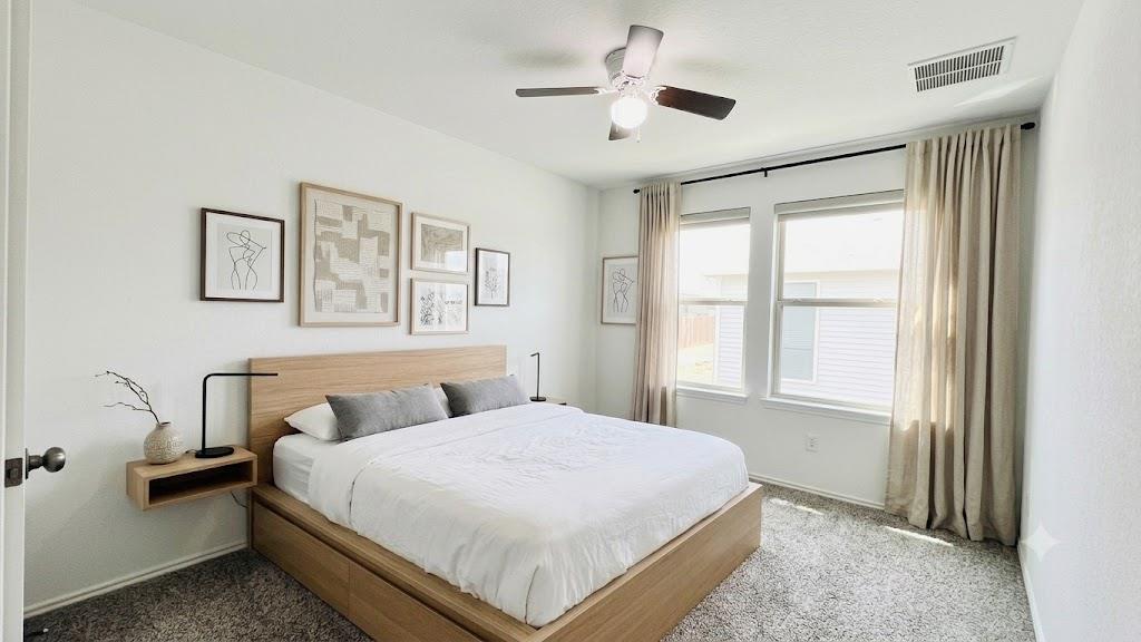 5817 Bellissima Way Property Photo 4