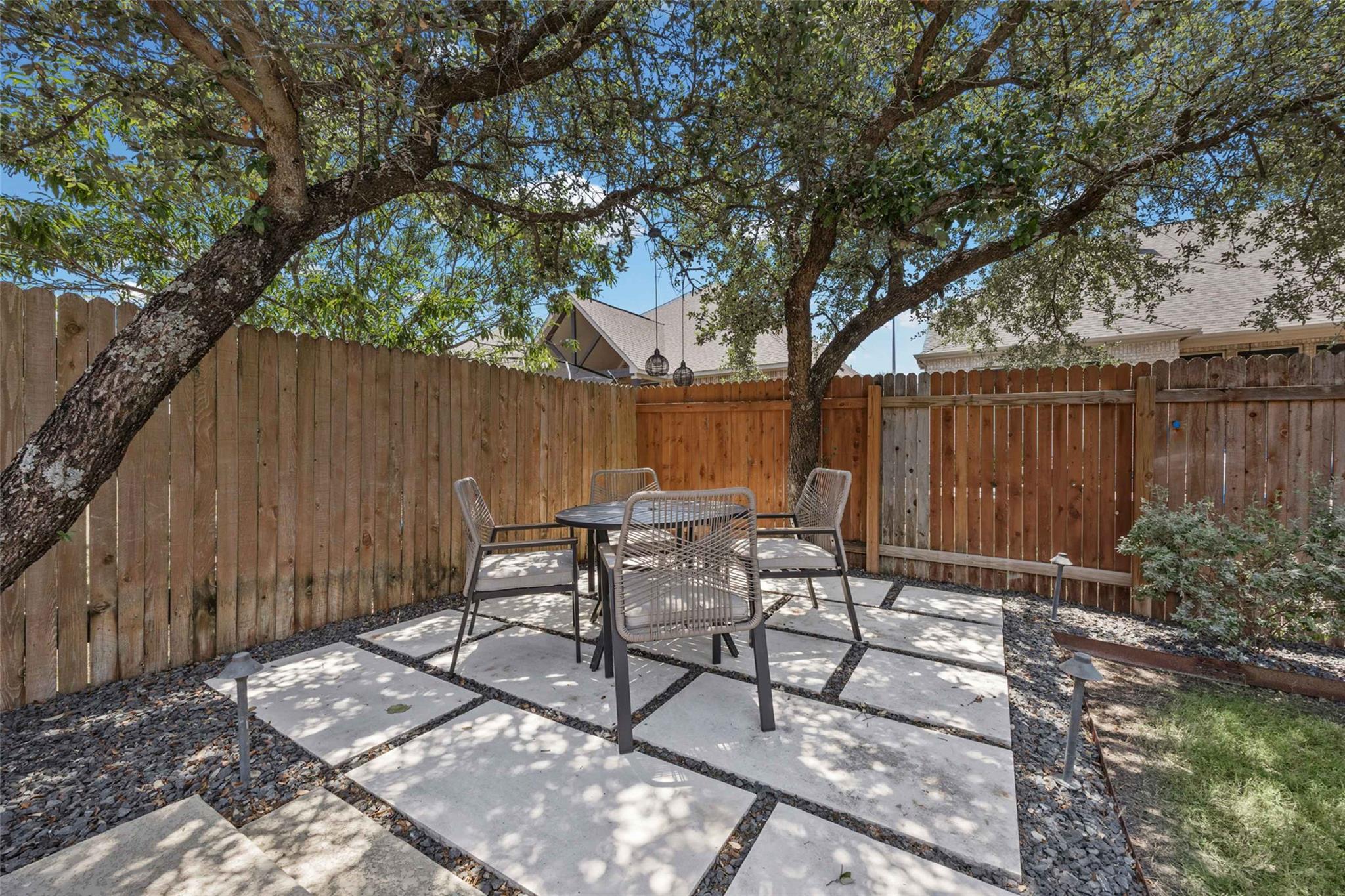 905 Bliss Ln Property Photo 32