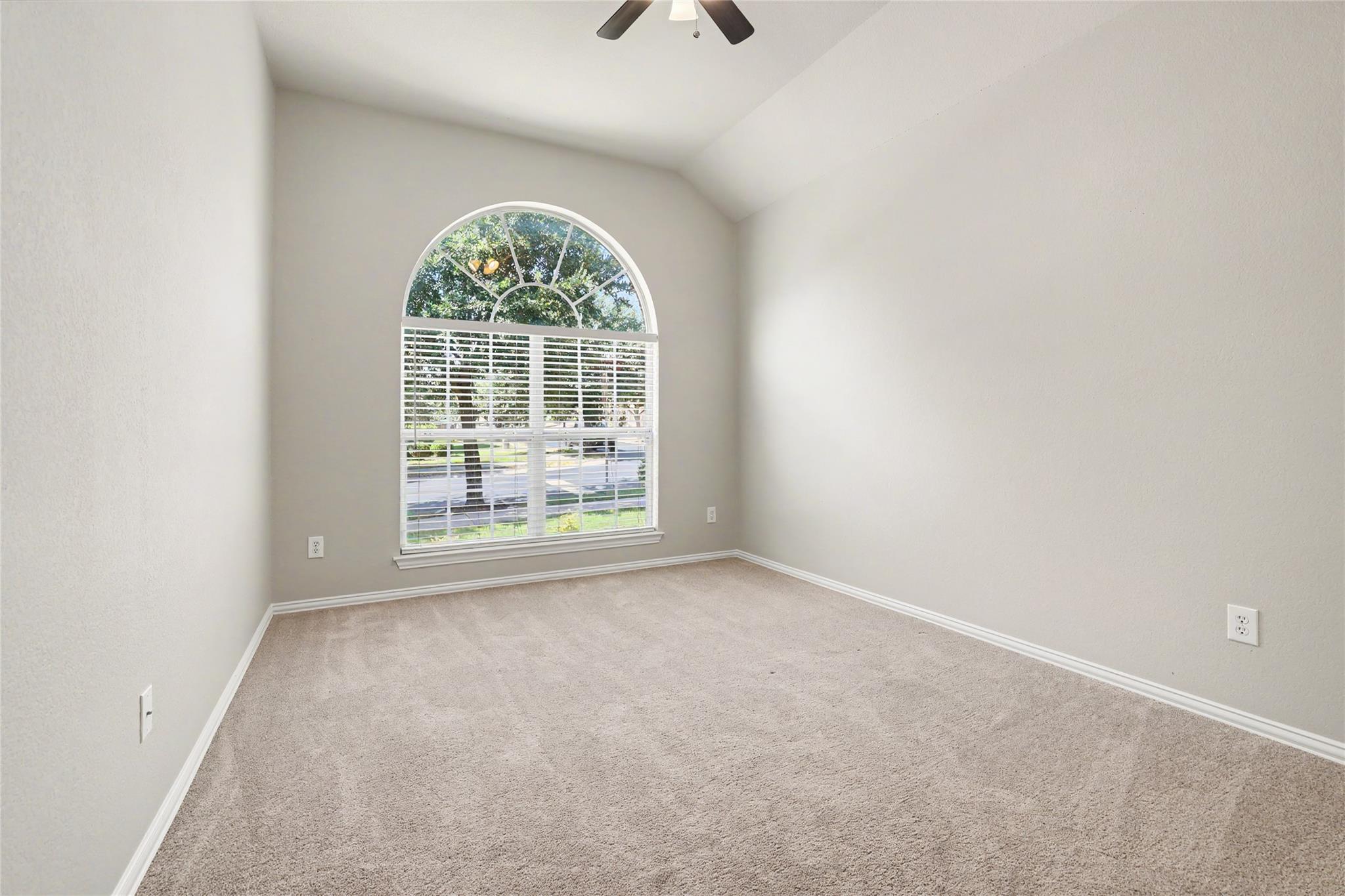 903 Madrone Dr Property Photo 25