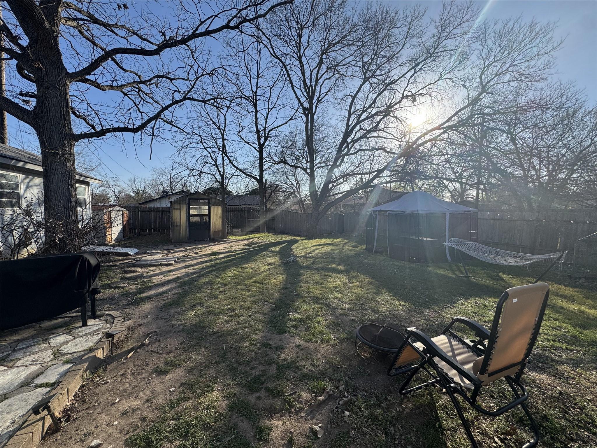 207 Chippendale Ave Property Photo 11