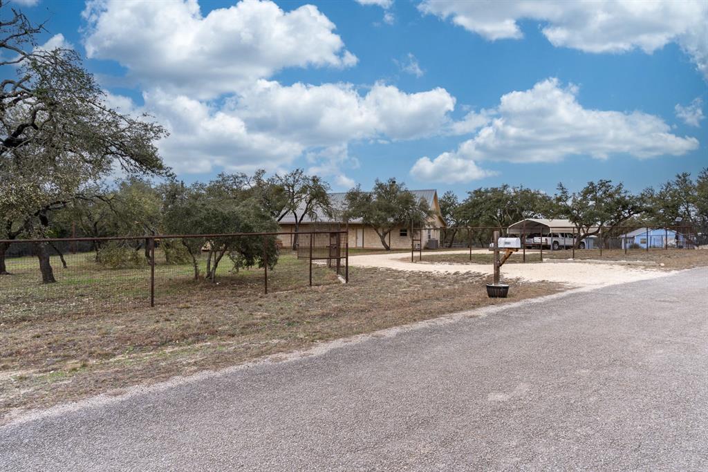 2551 Spring Valley Dr Property Photo 27