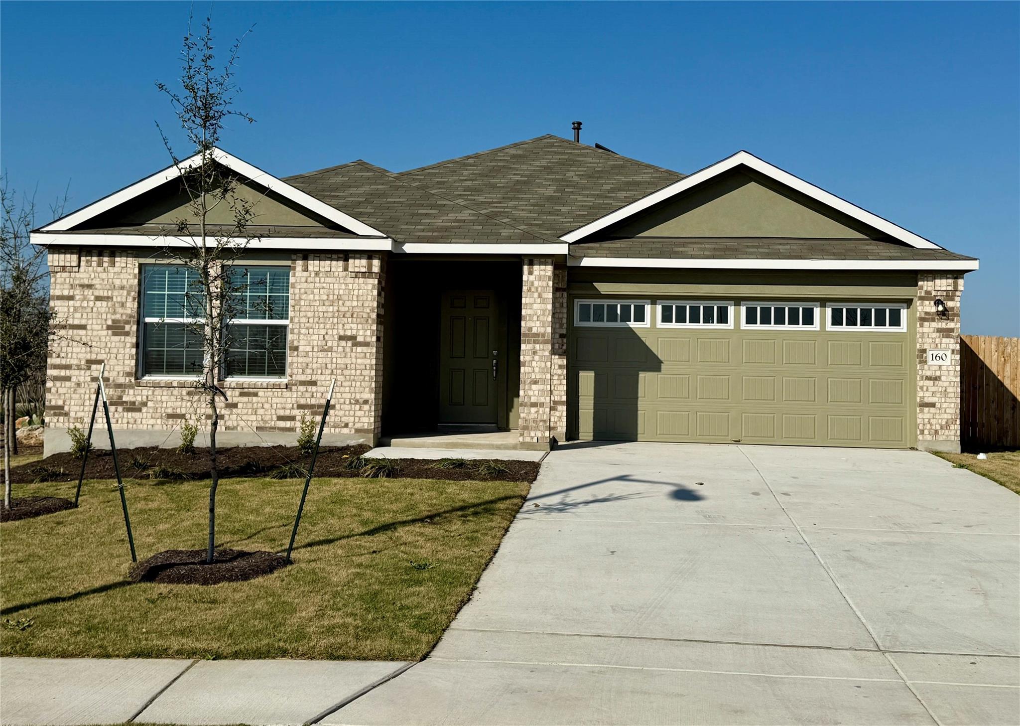 160 Sky Meadows Cir Property Photo 2
