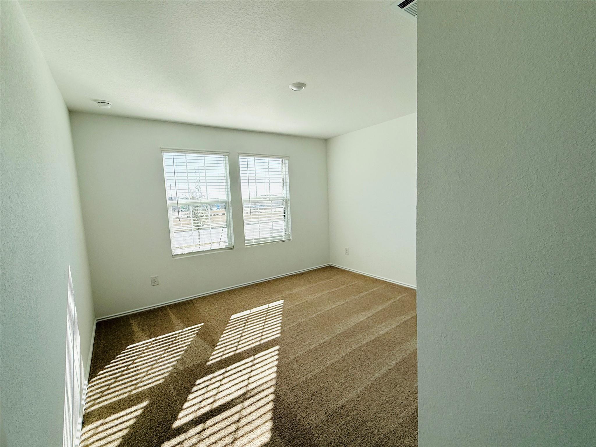 160 Sky Meadows Cir Property Photo 5