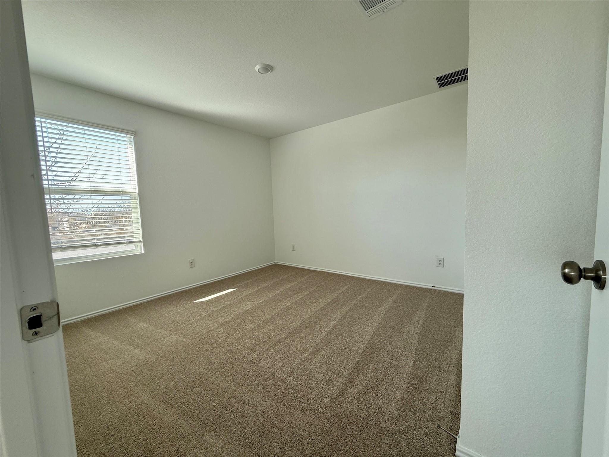 160 Sky Meadows Cir Property Photo 8
