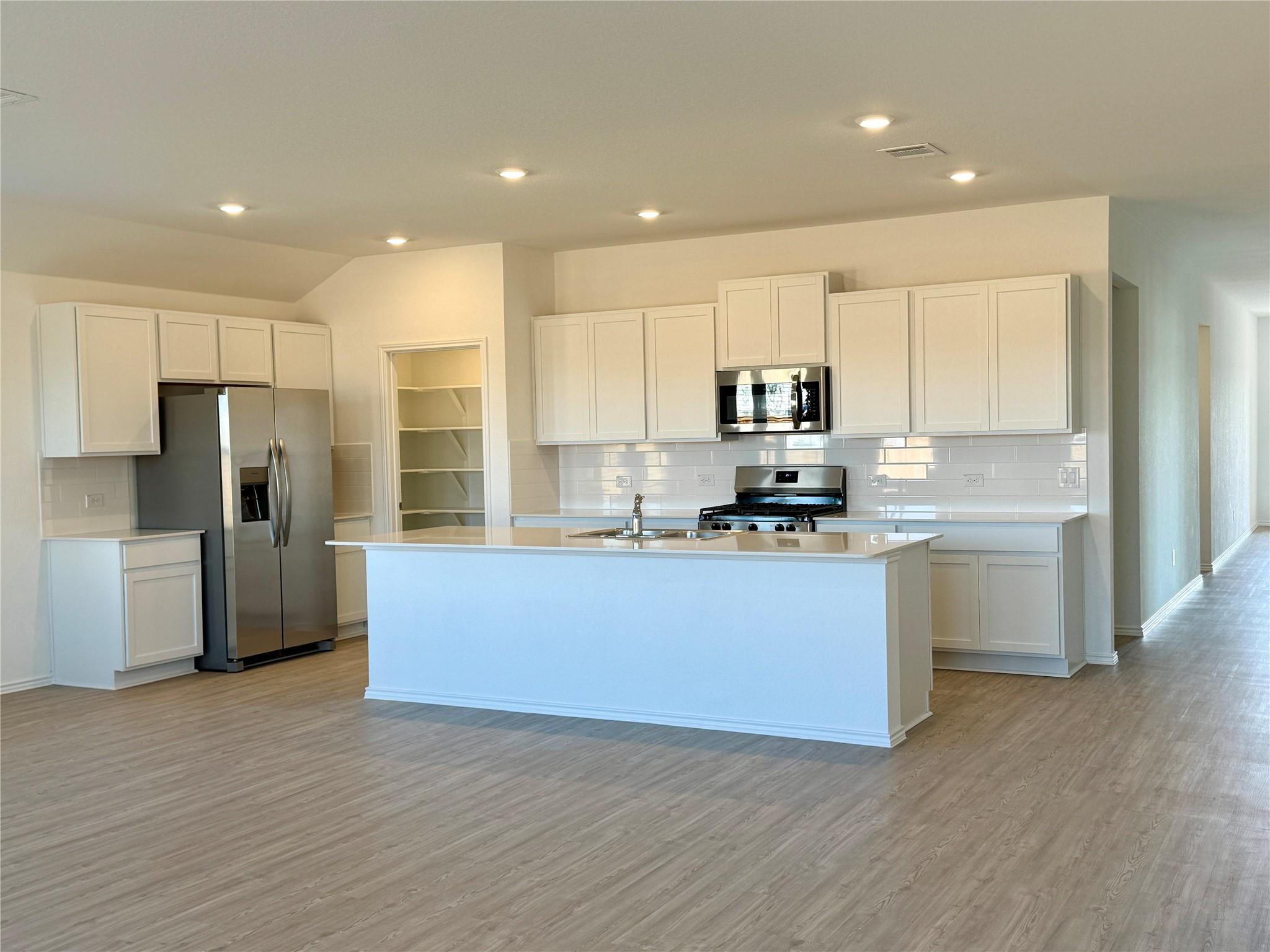 160 Sky Meadows Cir Property Photo 16