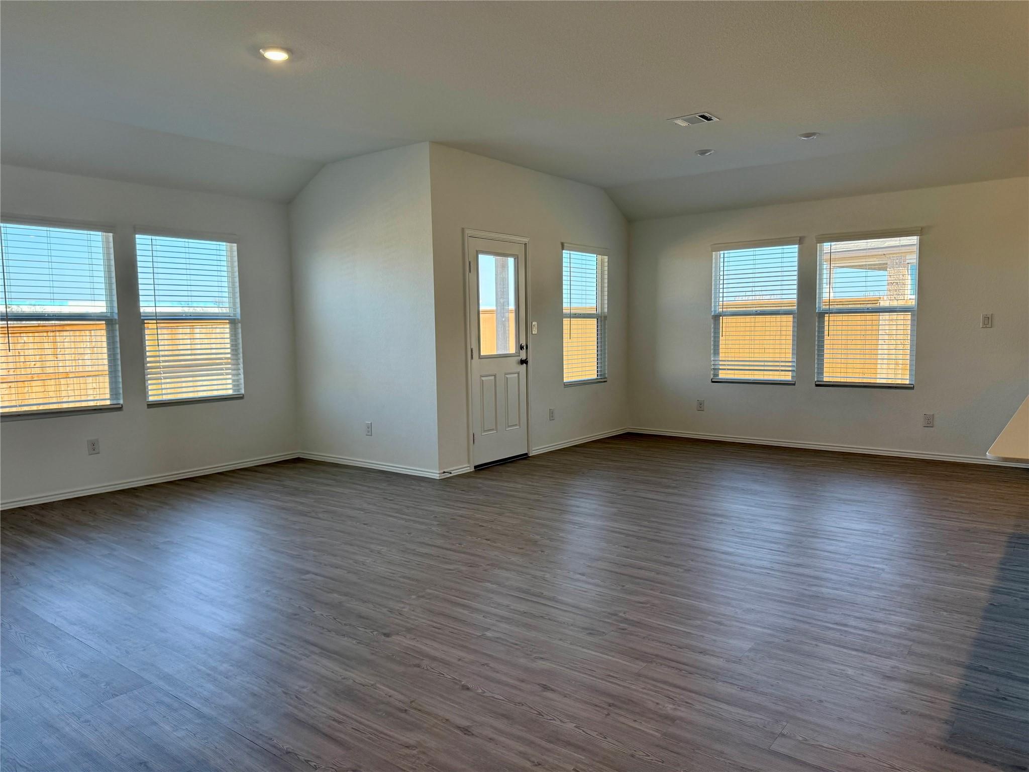 160 Sky Meadows Cir Property Photo 22