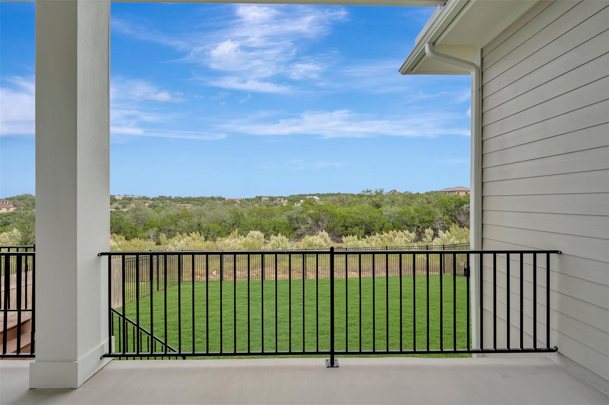 1062 Iron Willow Loop Property Photo 3