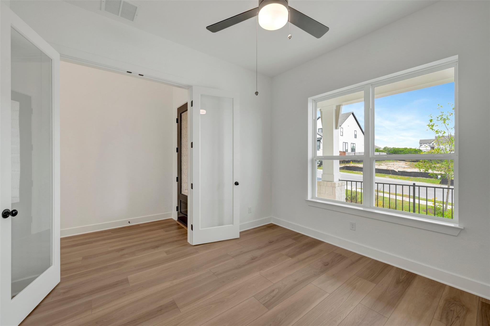 1062 Iron Willow Loop Property Photo 8
