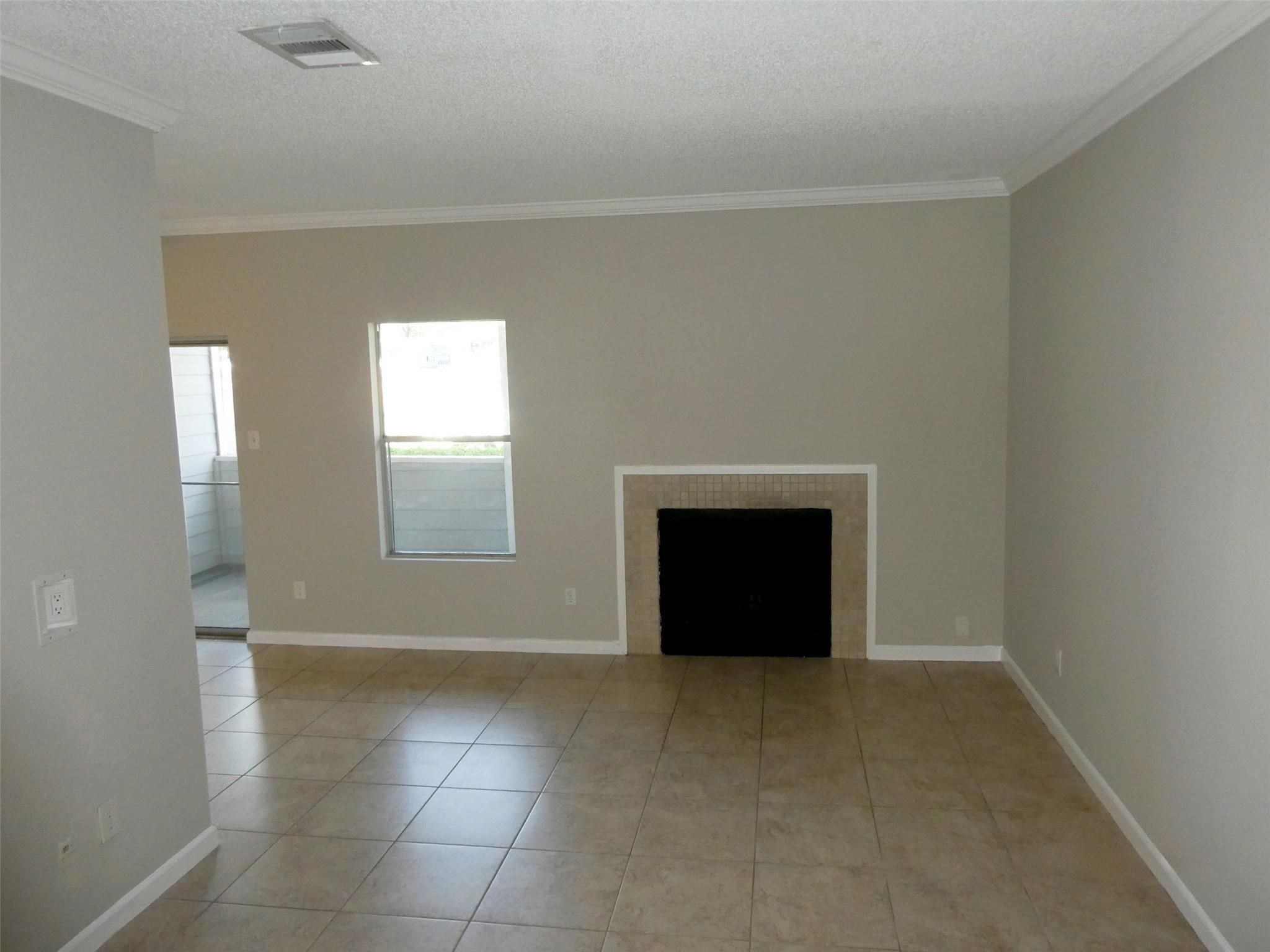 12166 Metric Blvd #1009 Property Photo 3