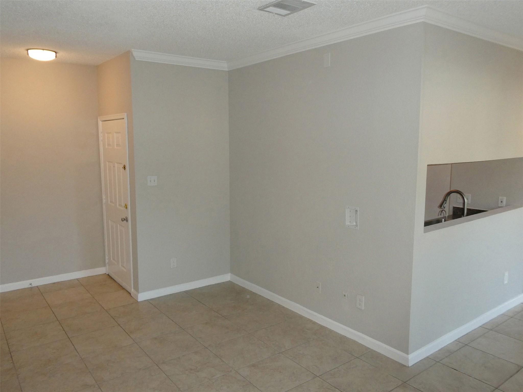 12166 Metric Blvd #1009 Property Photo 5