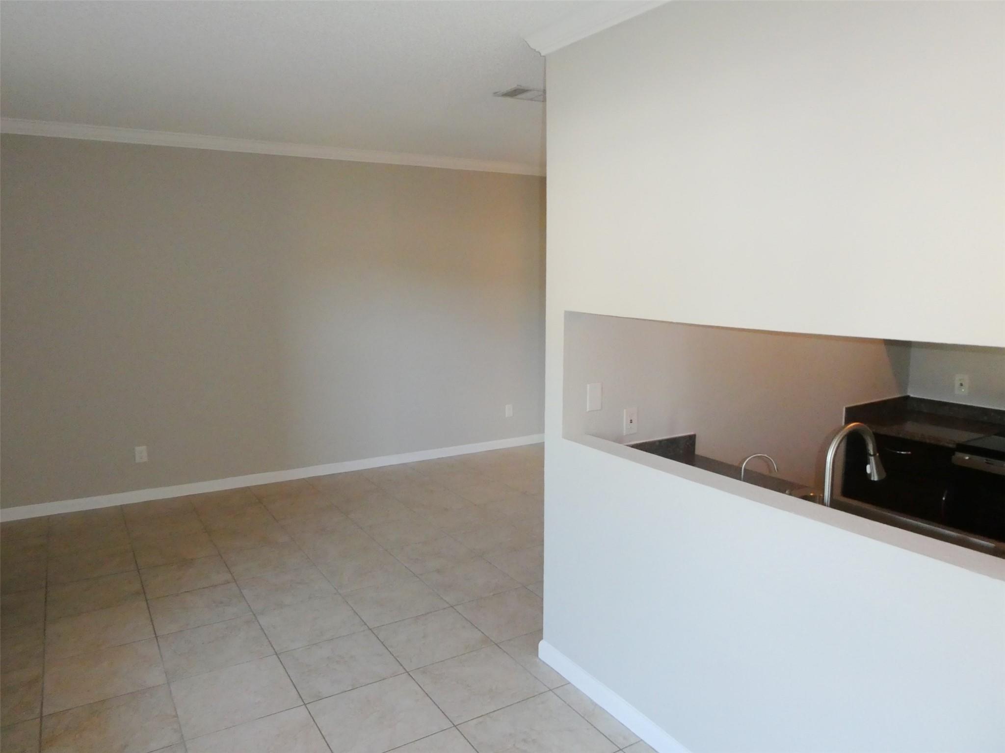 12166 Metric Blvd #1009 Property Photo 10