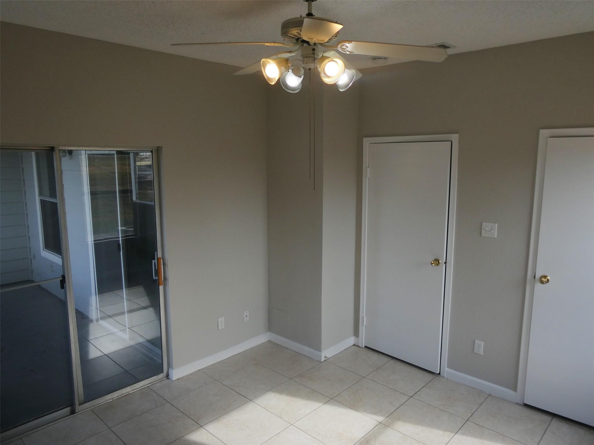 12166 Metric Blvd #1009 Property Photo 13