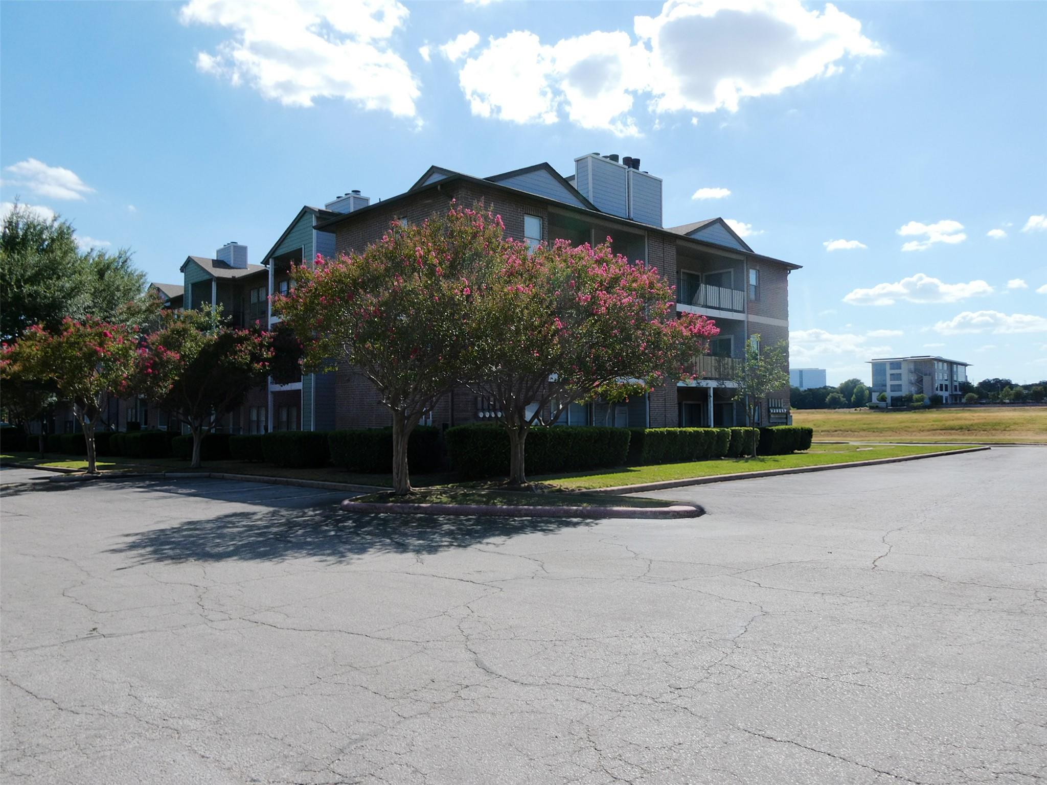 12166 Metric Blvd #1009 Property Photo 16