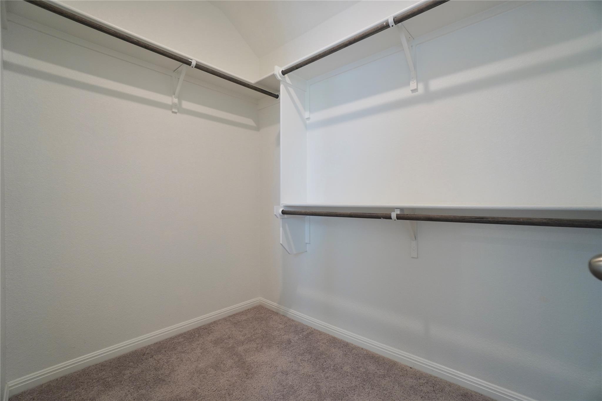 2513 Danbury Ln Property Photo 19