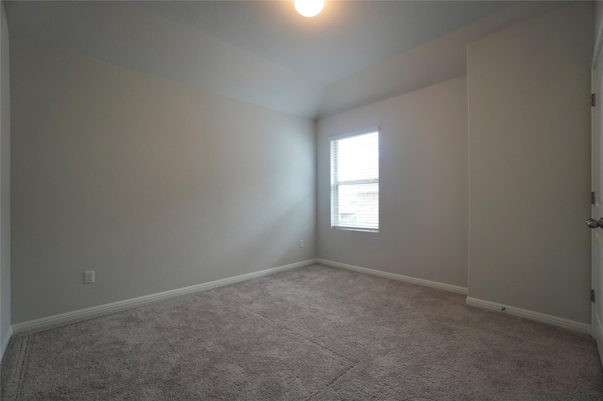 2513 Danbury Ln Property Photo 25
