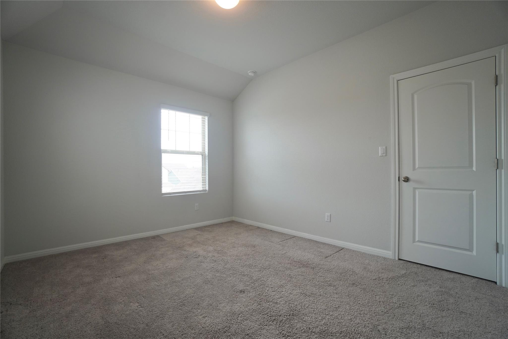 2513 Danbury Ln Property Photo 27