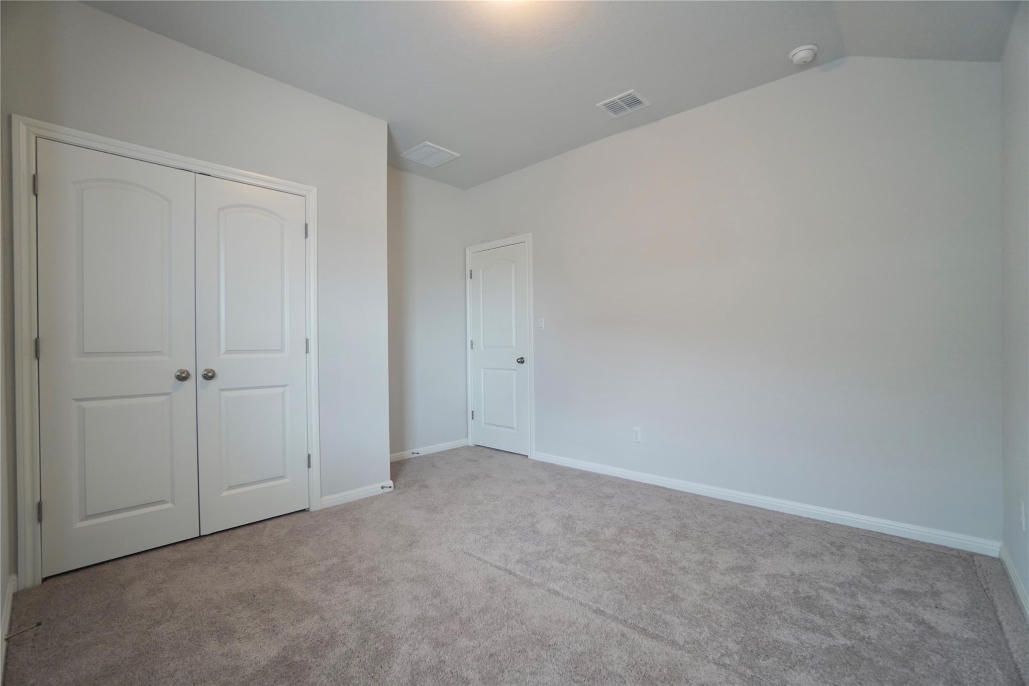2513 Danbury Ln Property Photo 28