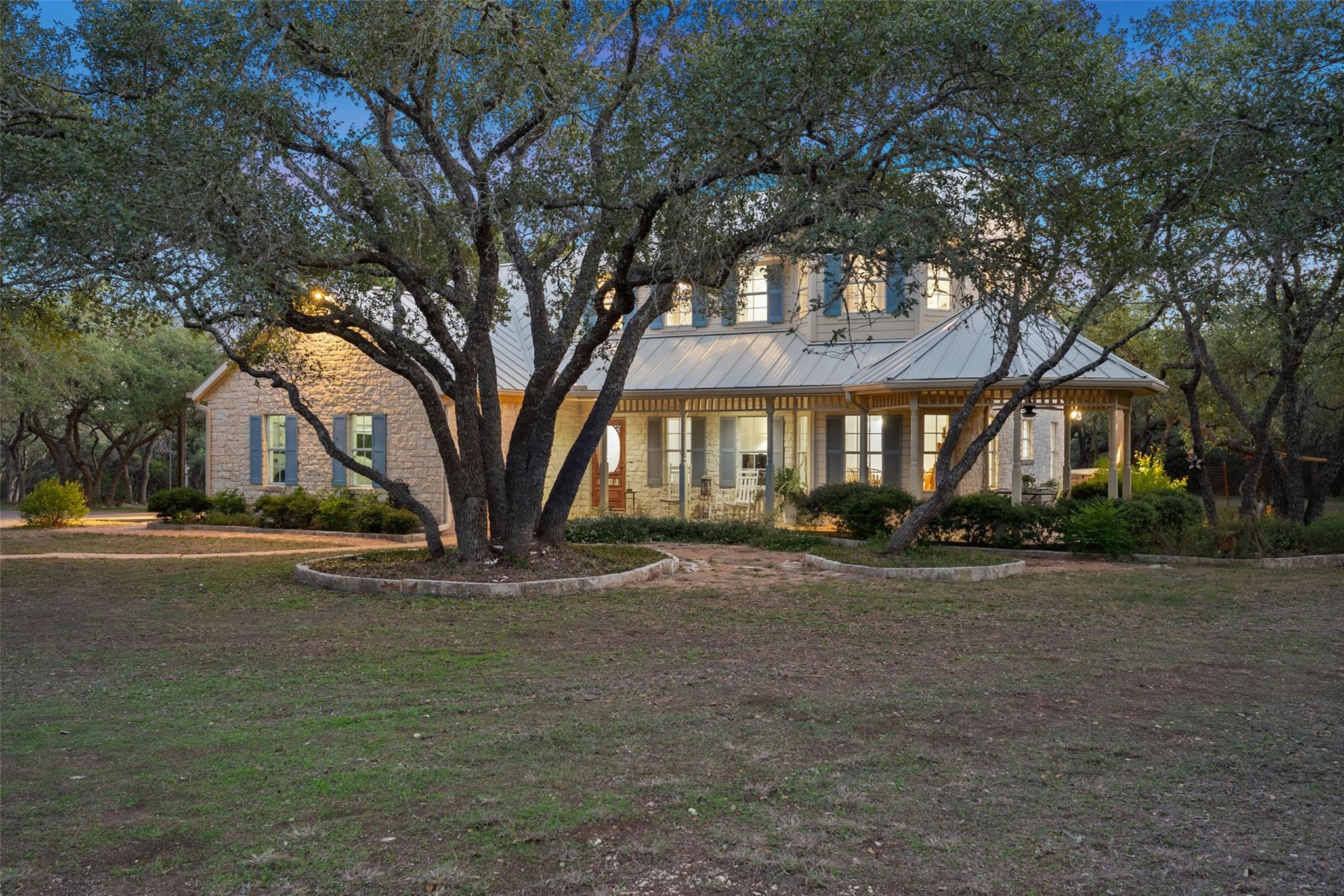 301 Crystal Meadows Dr Property Photo