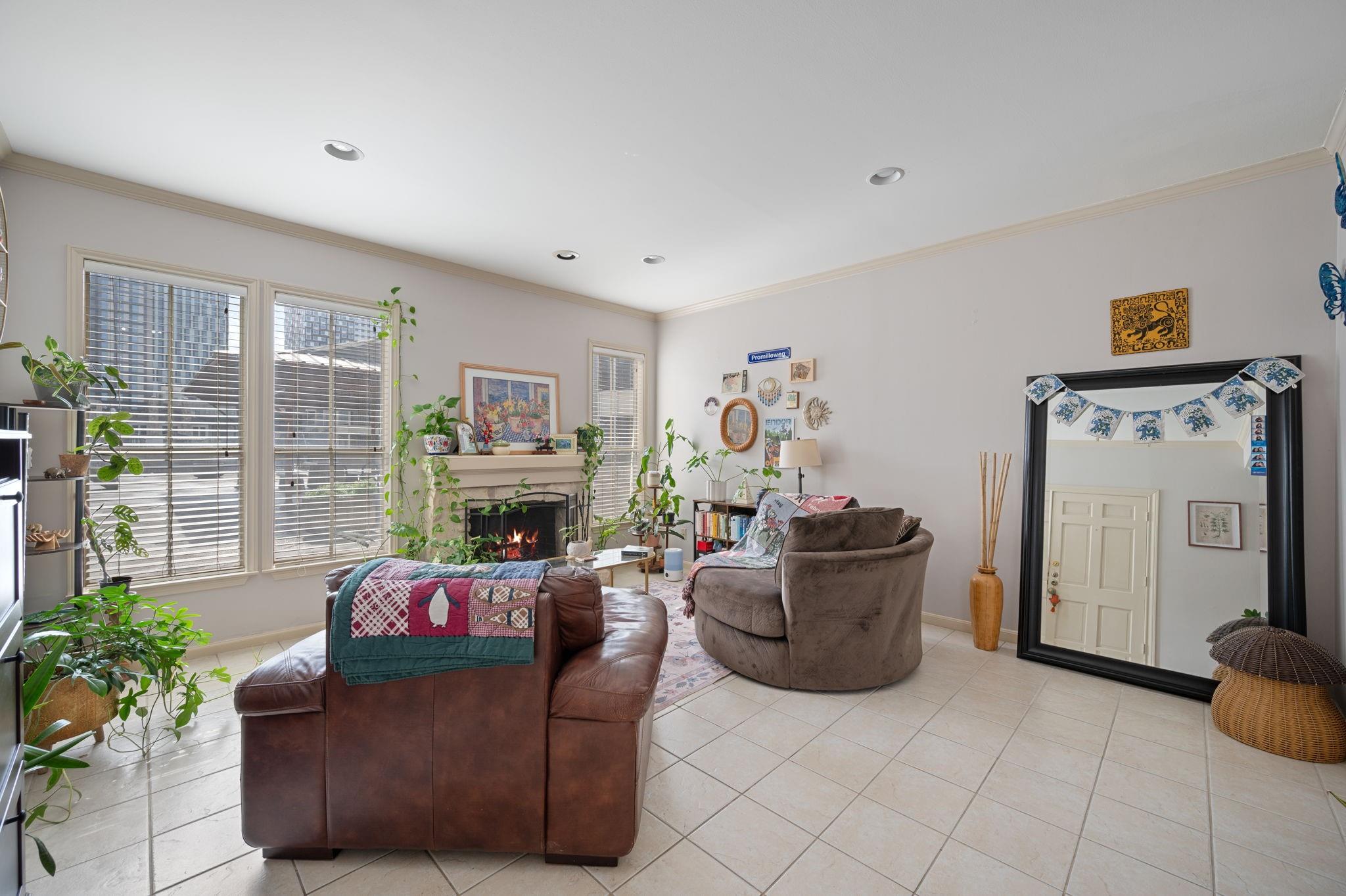 2529 Rio Grande St 32 Property Photo 4