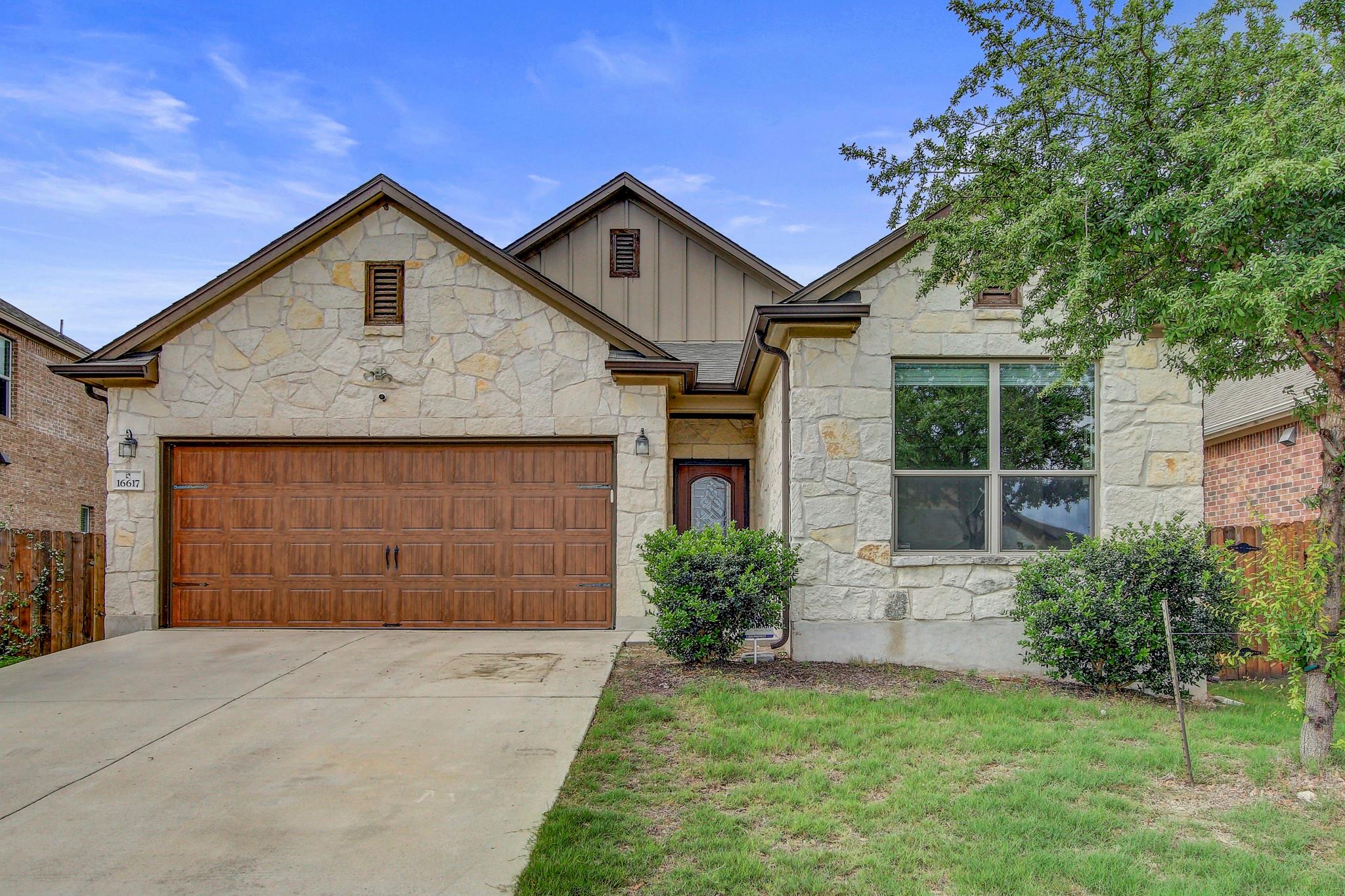 16617 Brogan Ln Property Photo 1