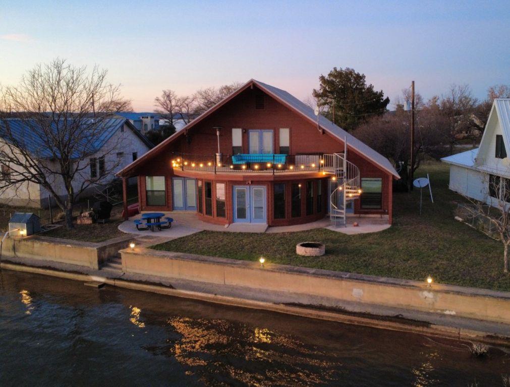 746 E Island Dr Property Photo 39