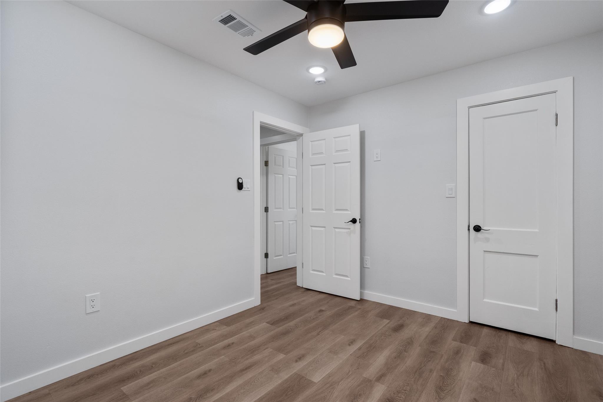313 Charles St Property Photo 17