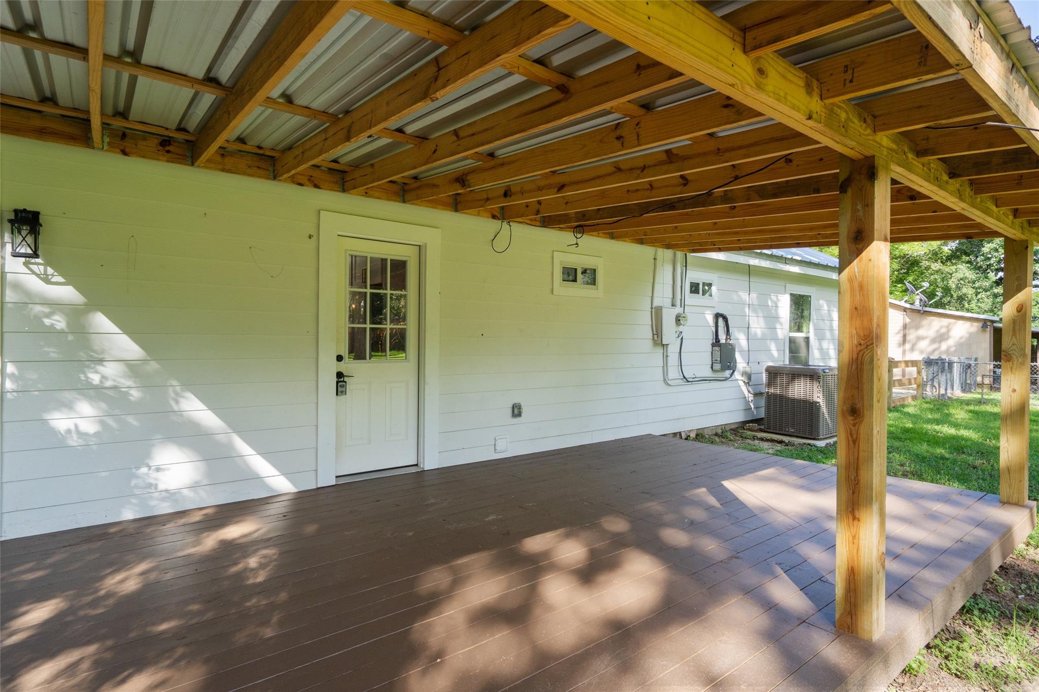 313 Charles St Property Photo 21