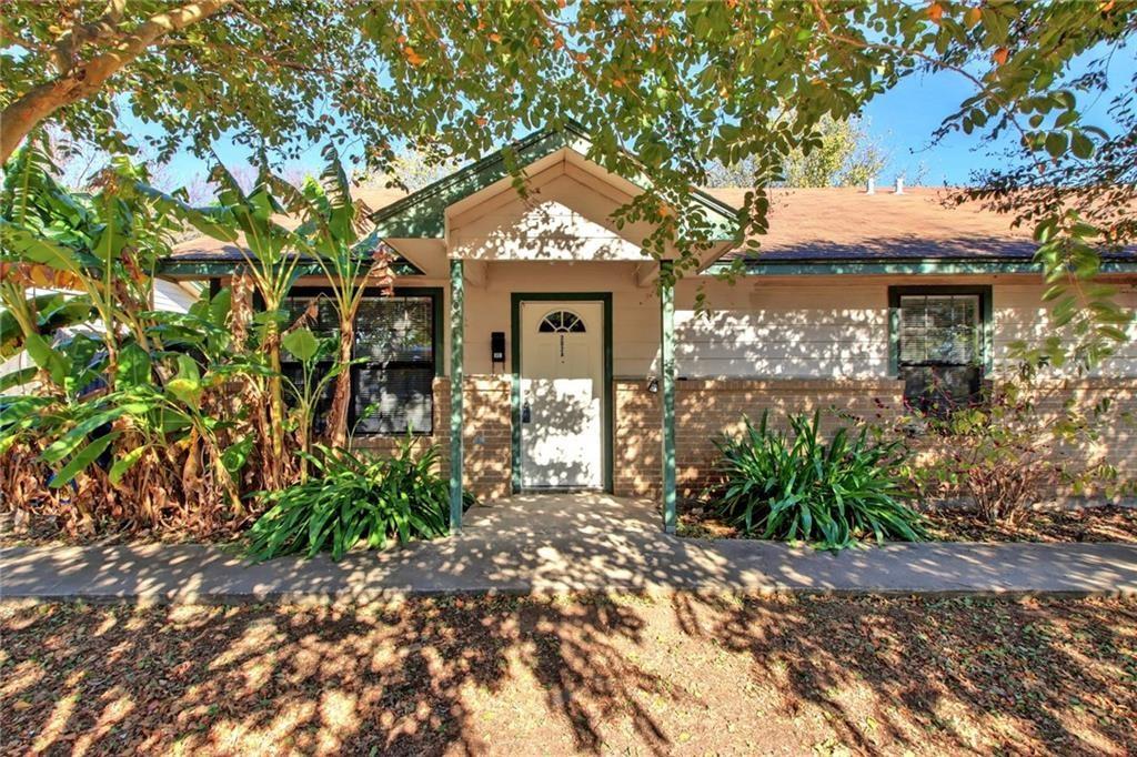 200 Hall Dr #B Property Photo 1