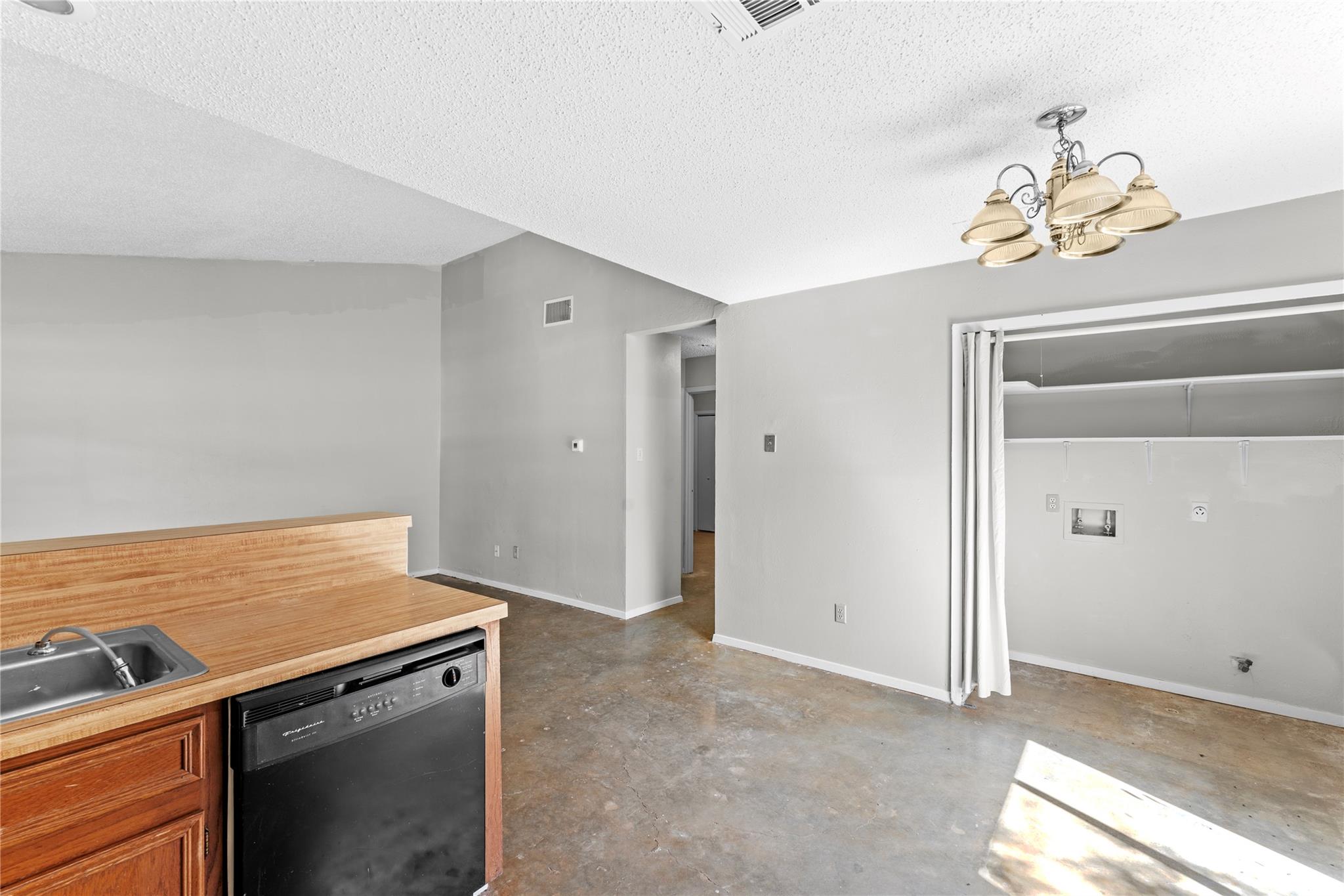 6201 Berkett Cv 2 Property Photo 10