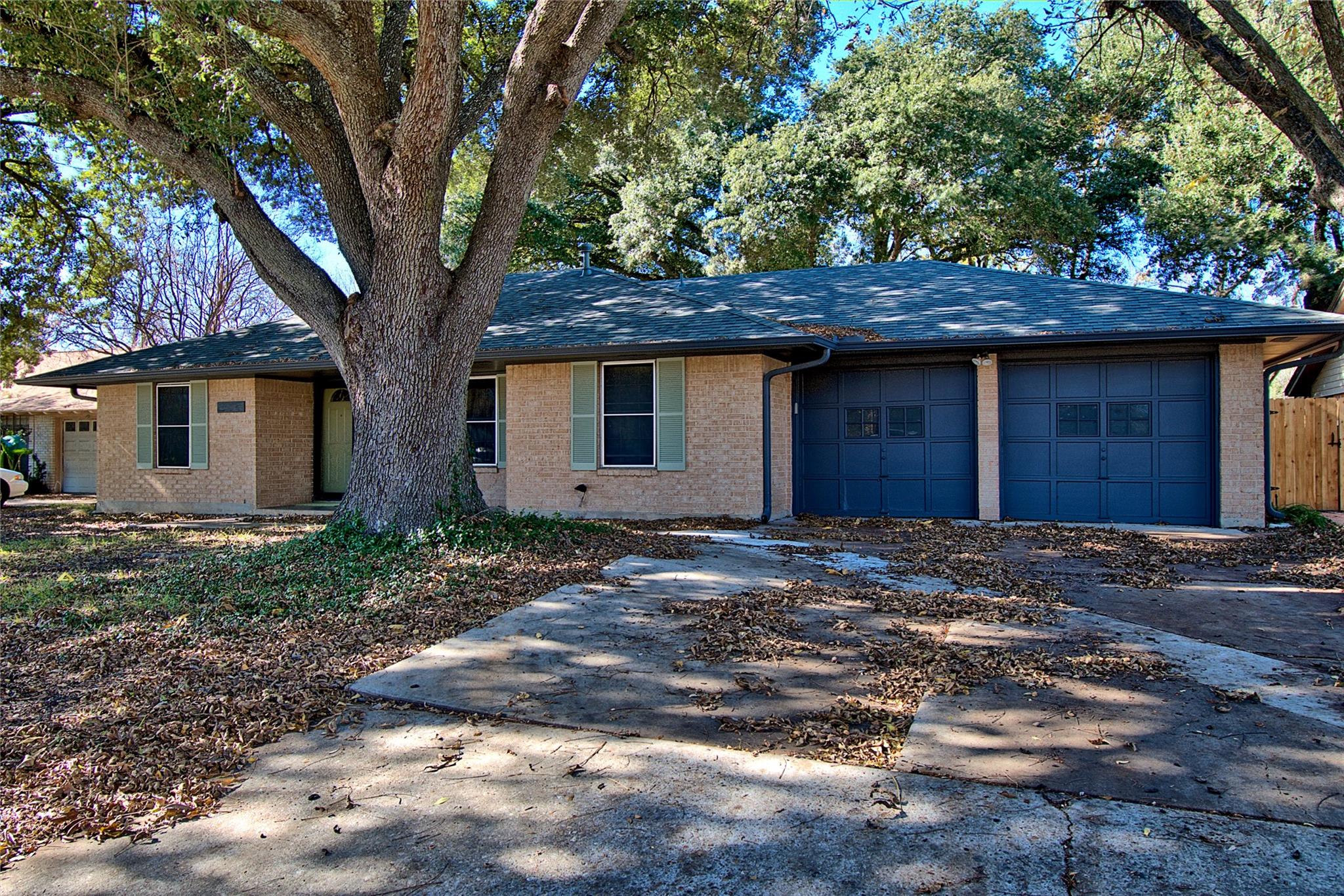 9202 Quail Meadow Dr Property Photo 1