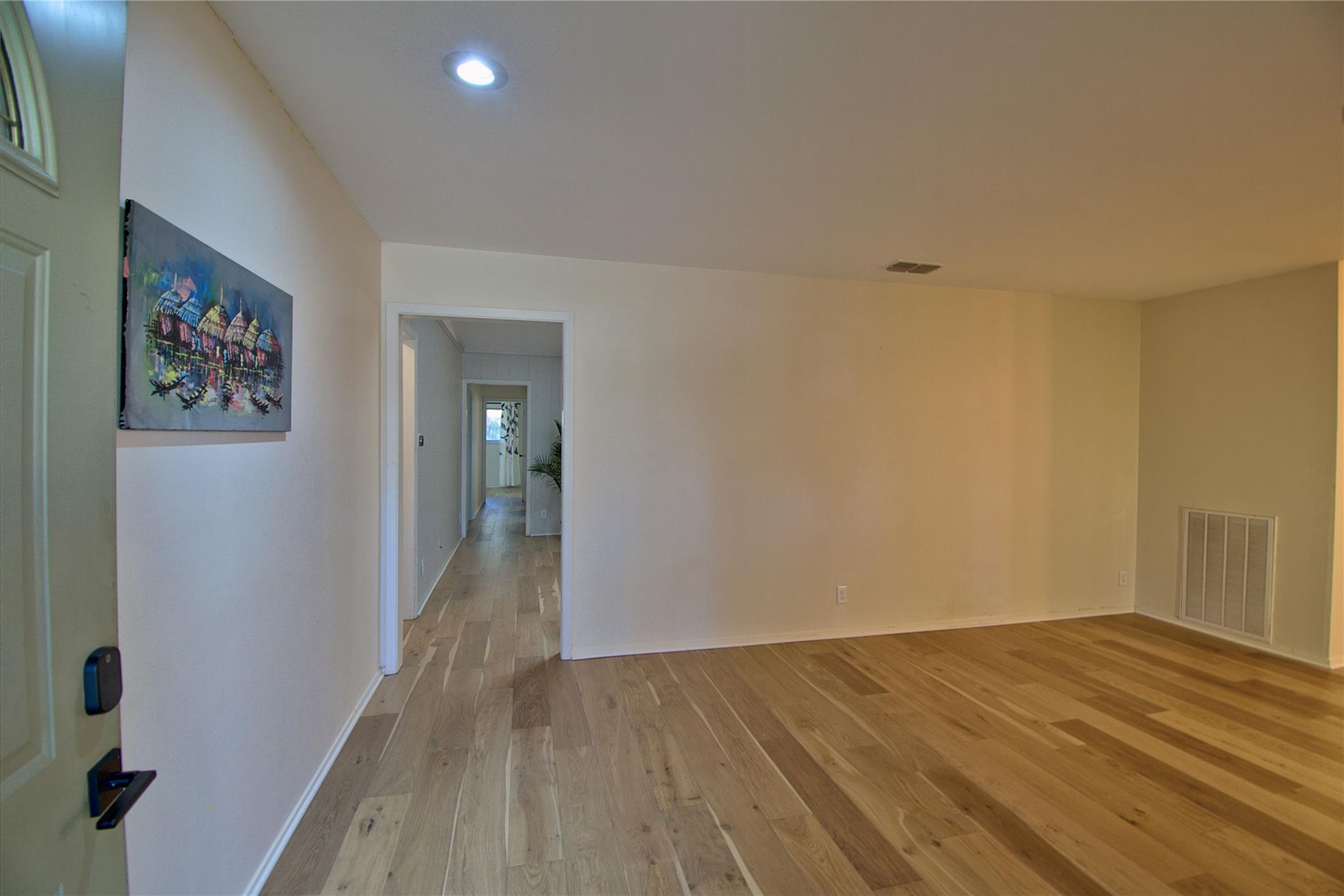 9202 Quail Meadow Dr Property Photo 4