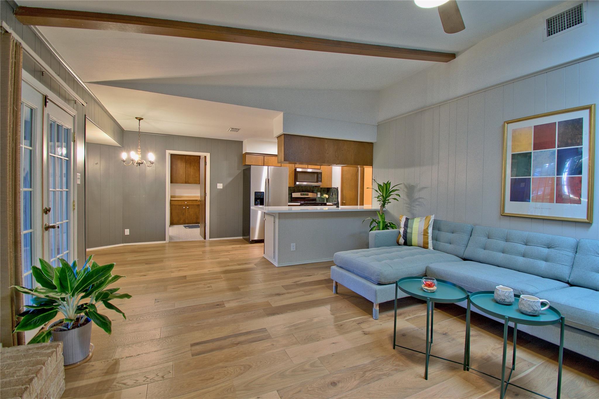 9202 Quail Meadow Dr Property Photo 7