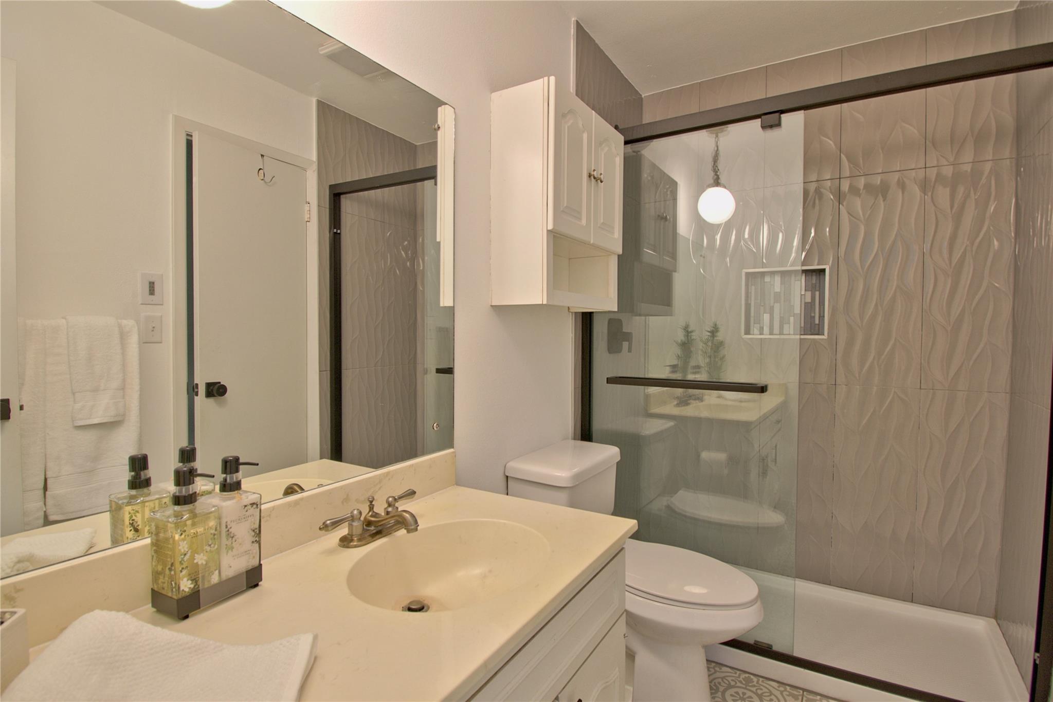 9202 Quail Meadow Dr Property Photo 20