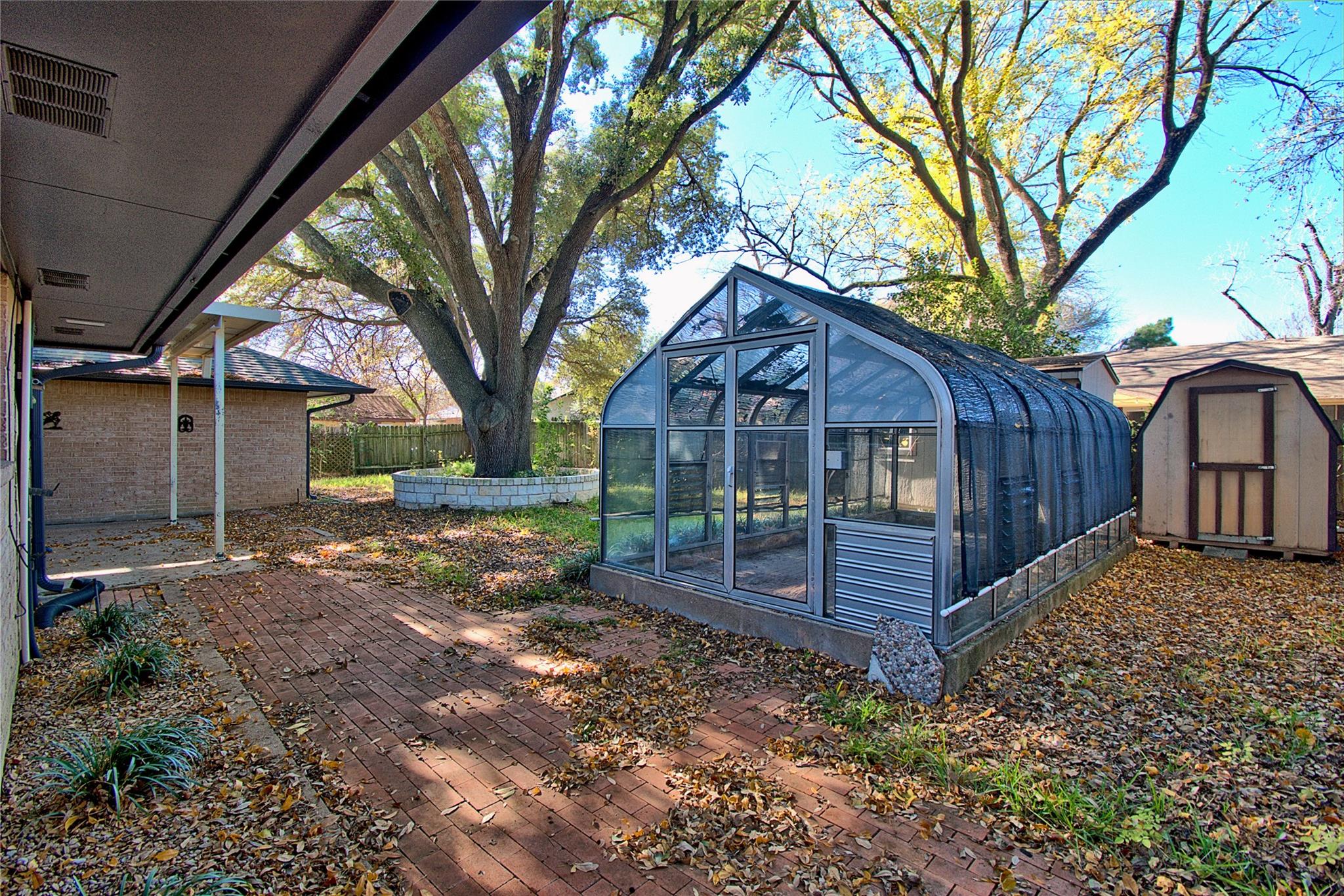 9202 Quail Meadow Dr Property Photo 28