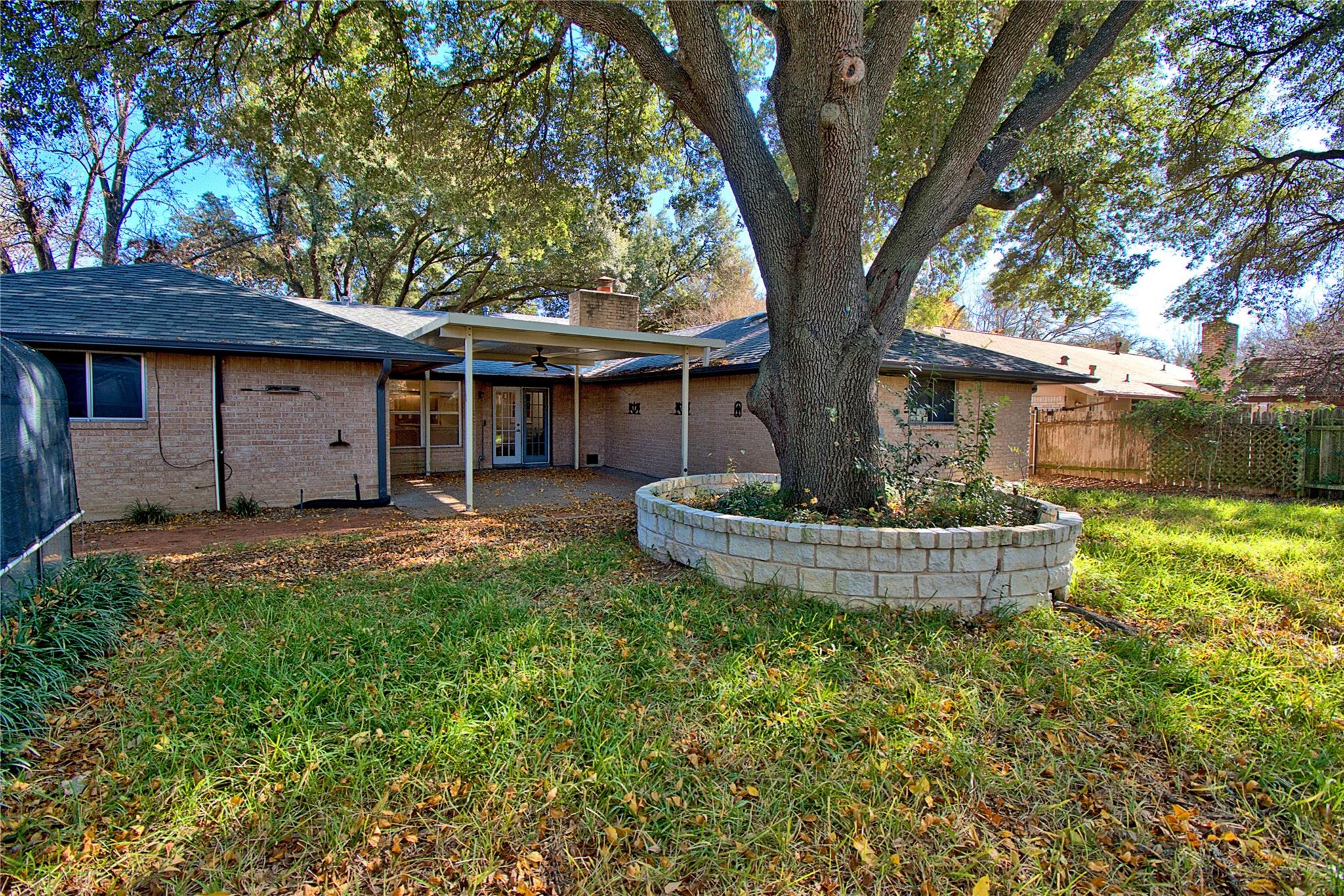 9202 Quail Meadow Dr Property Photo 29