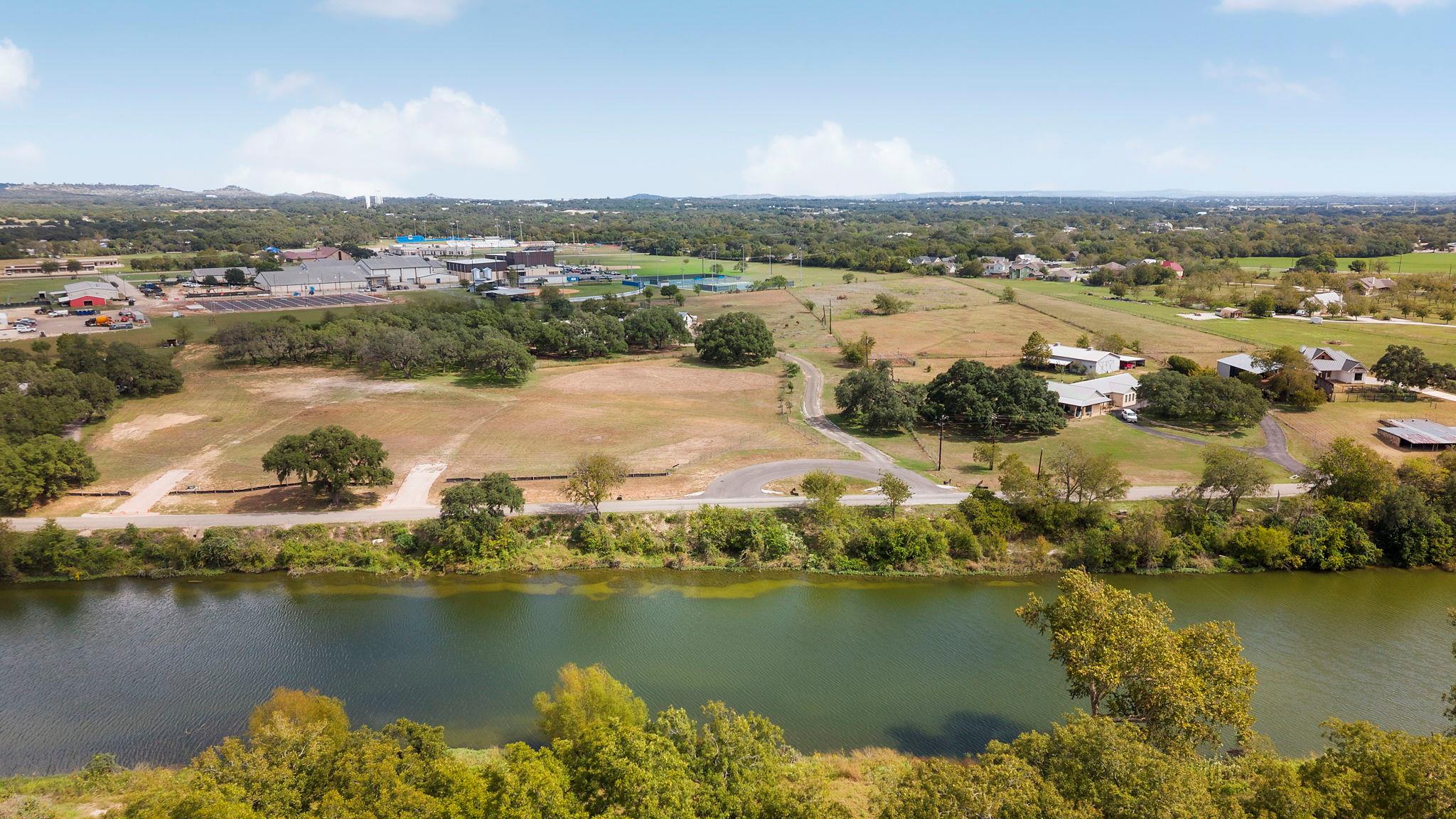 1412 River Run Property Photo 1